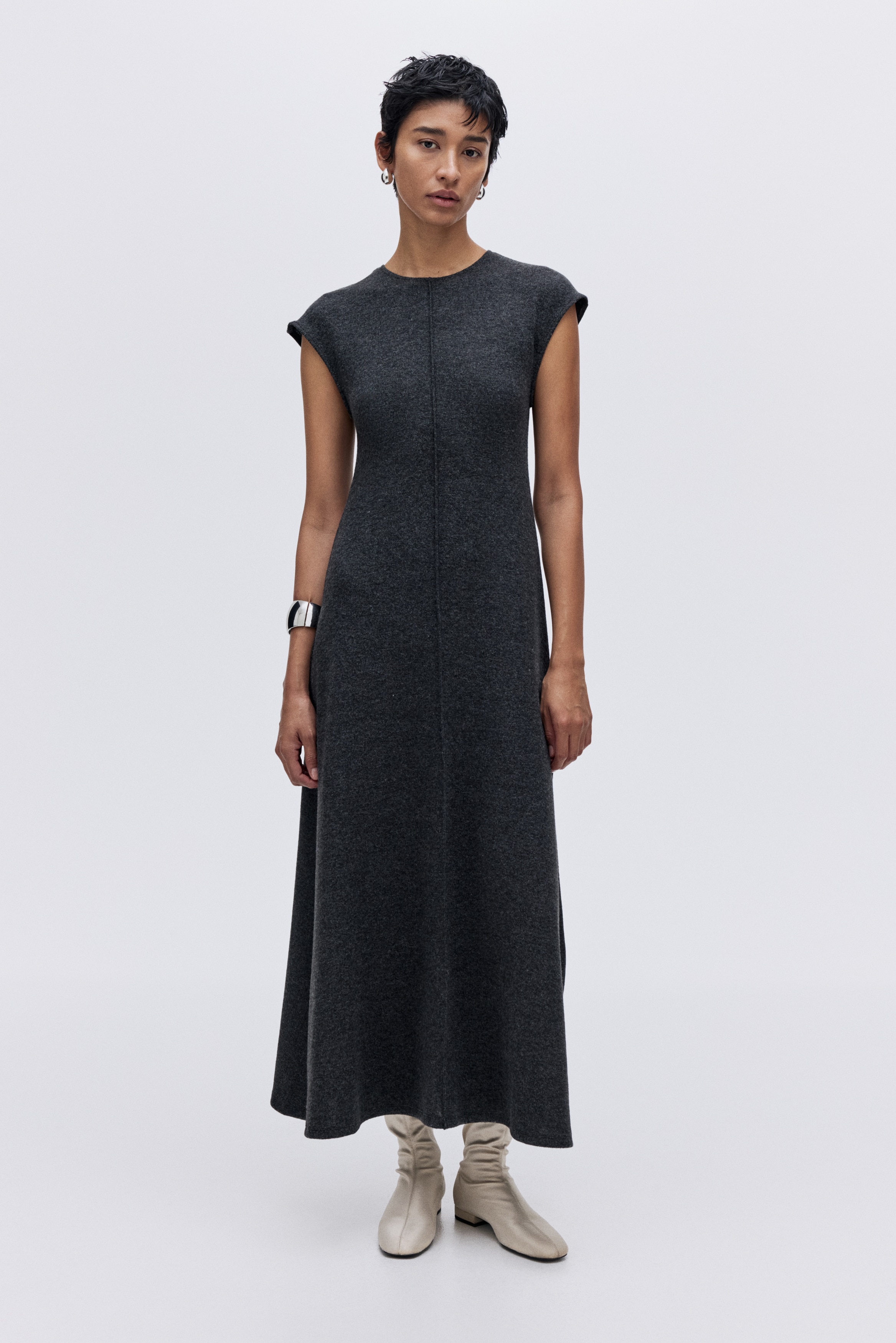 Cap-sleeved jersey dress