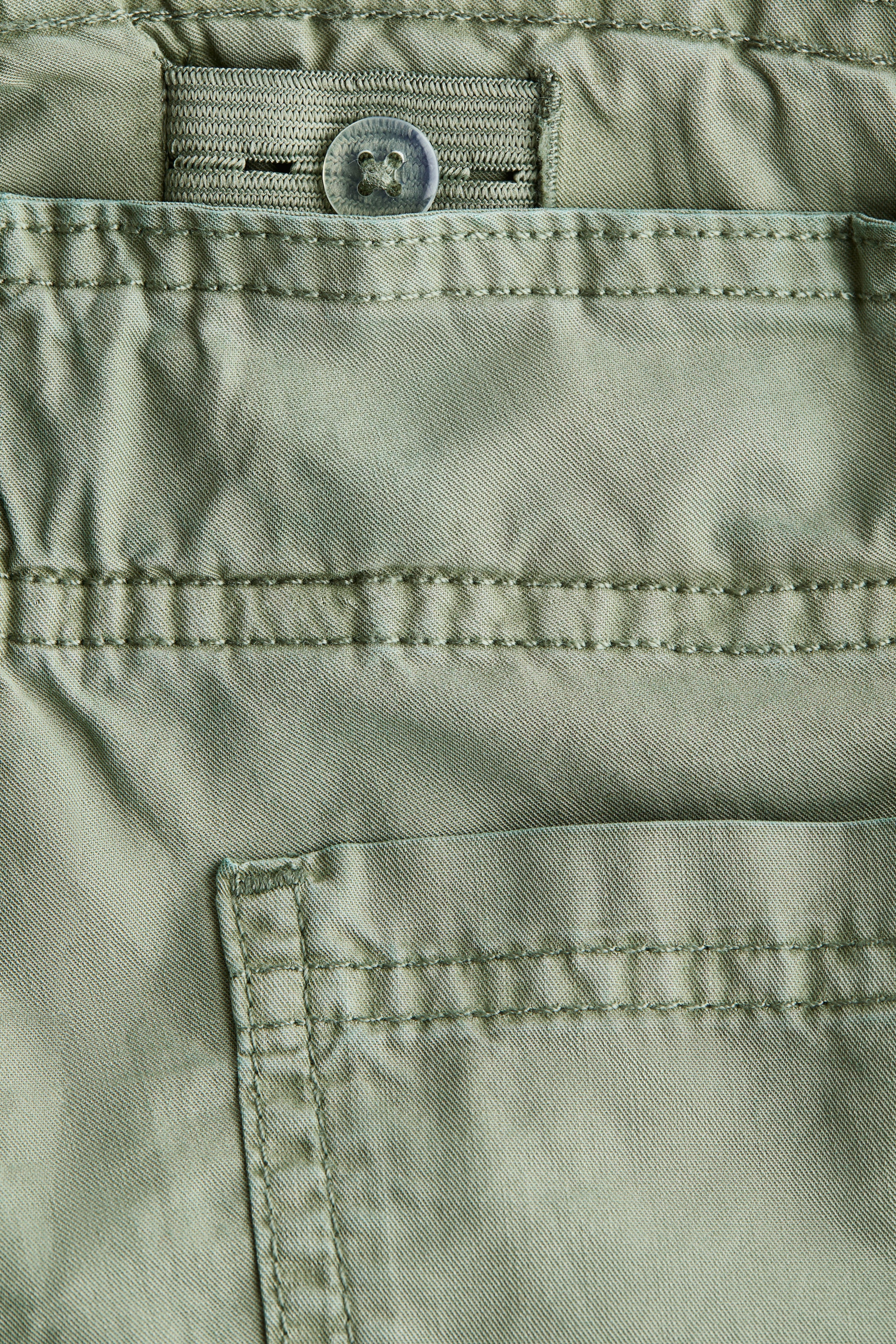 Wide-Leg Cargo Pants