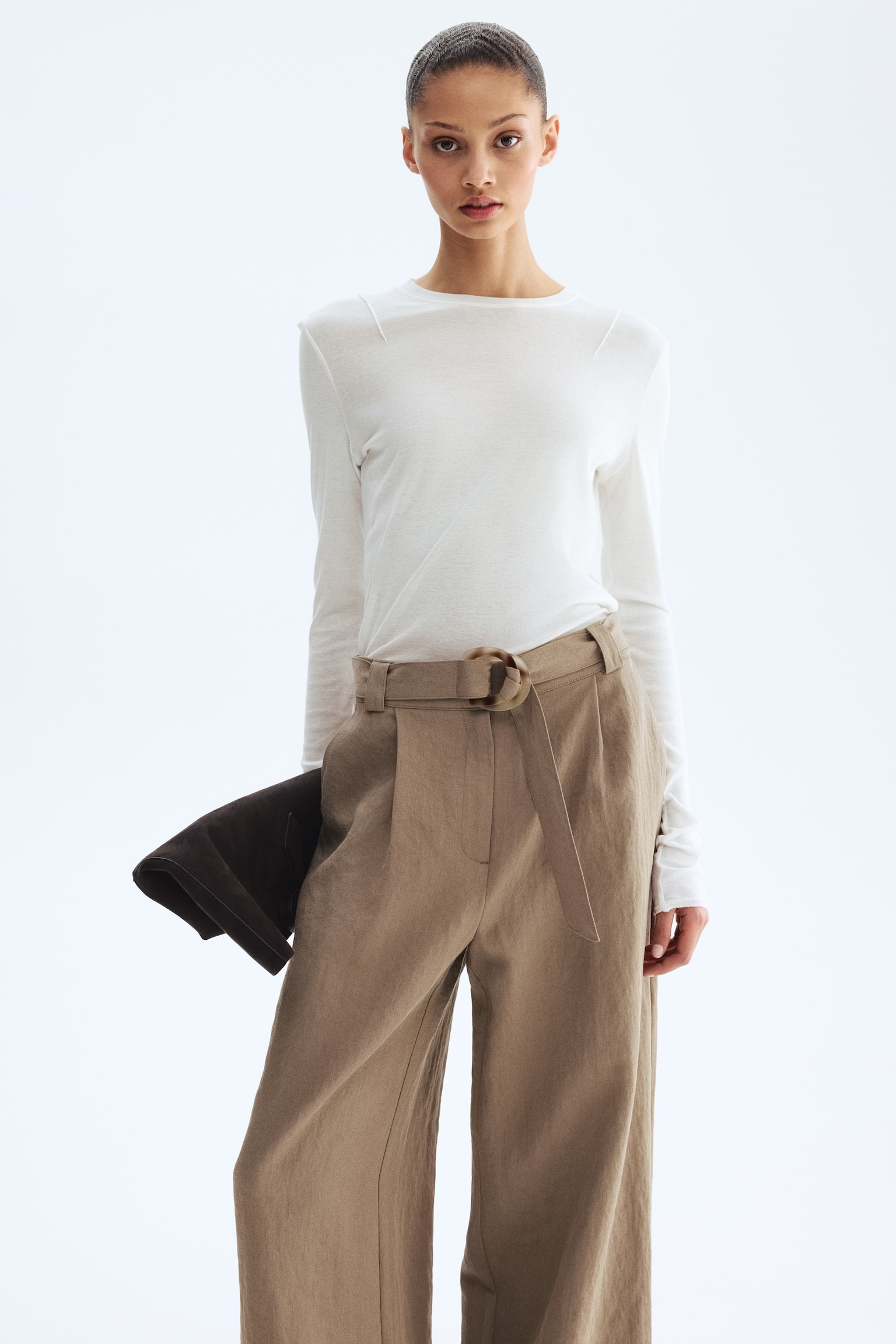 Pantalón ancho con cinturón - Gris pardo oscuro/Beige claro - 4