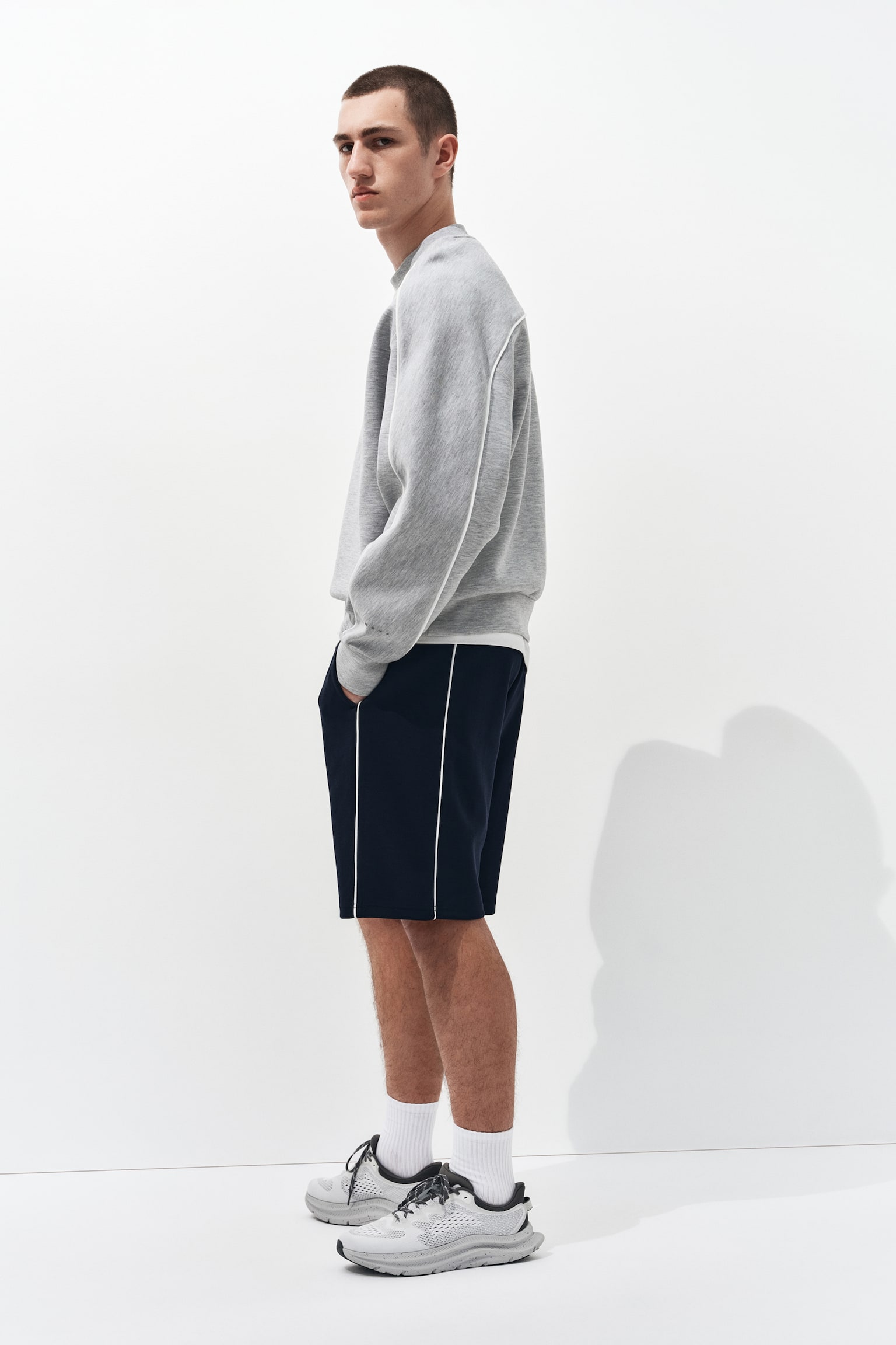 Loose Fit Sports shorts with DryMove™-Navy blue - 5