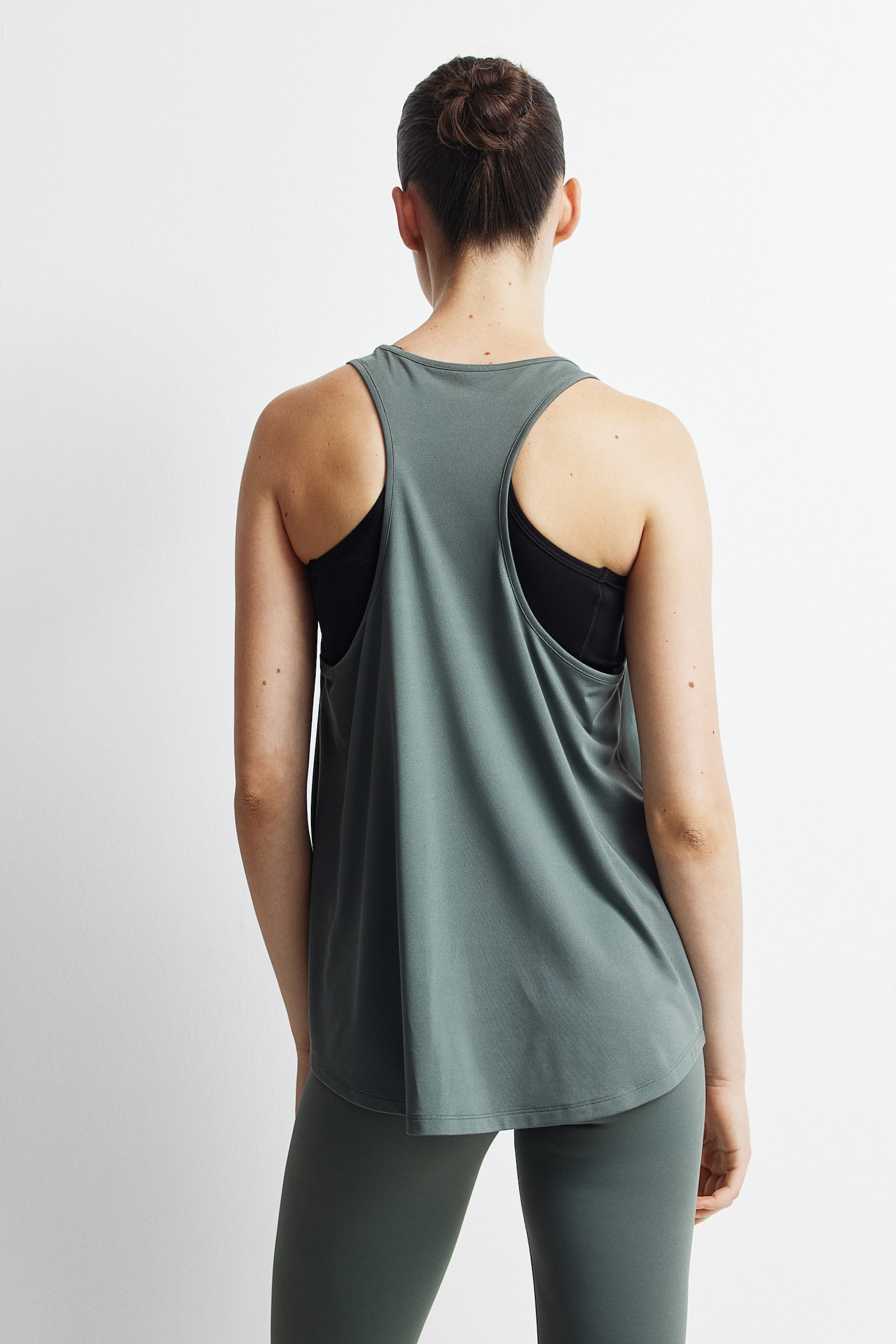 MAMA Sports vest top - Dusty green/Black - 3