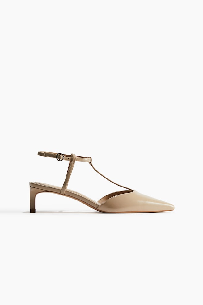Spitze Pumps mit T-Riemen - Beige - 1