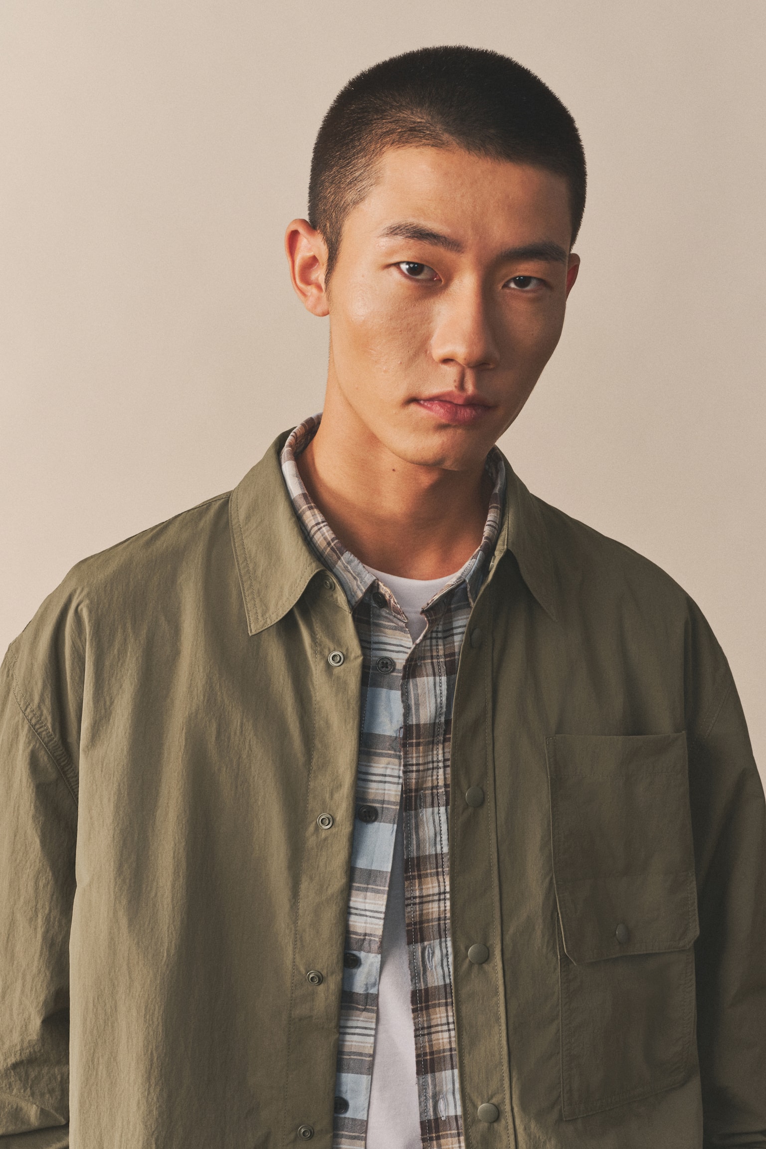 루즈핏 유틸리티 오버셔츠 - 그린/베이지 - 6