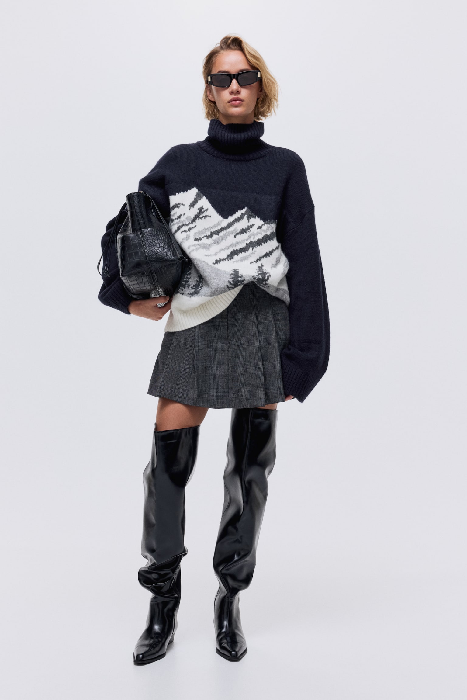 Jacquard-knit polo-neck jumper - Navy blue/Mountains - 6