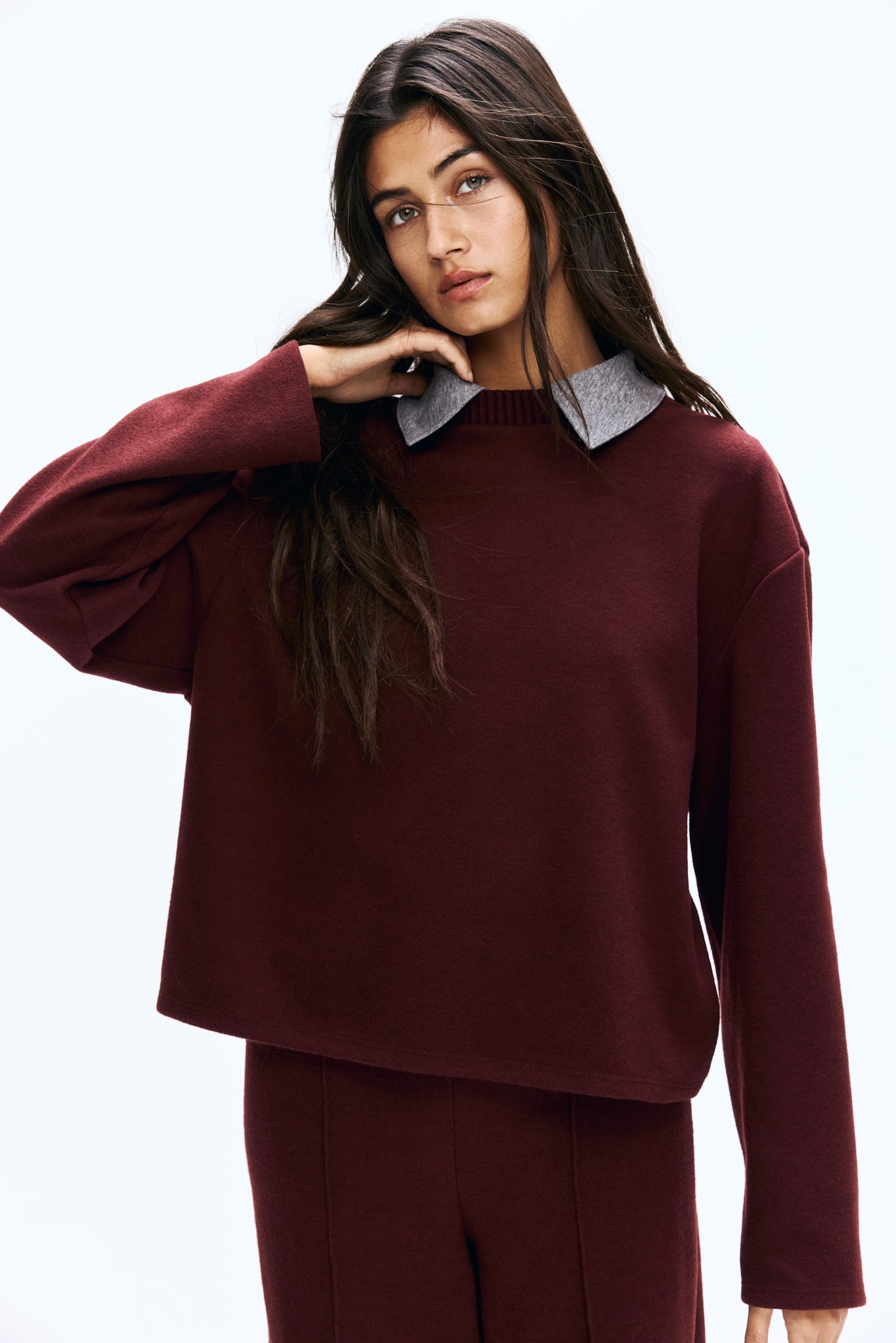Женский свитшот H&M Oversized Sweatshirt, цвет: Бордовый — фото 2
