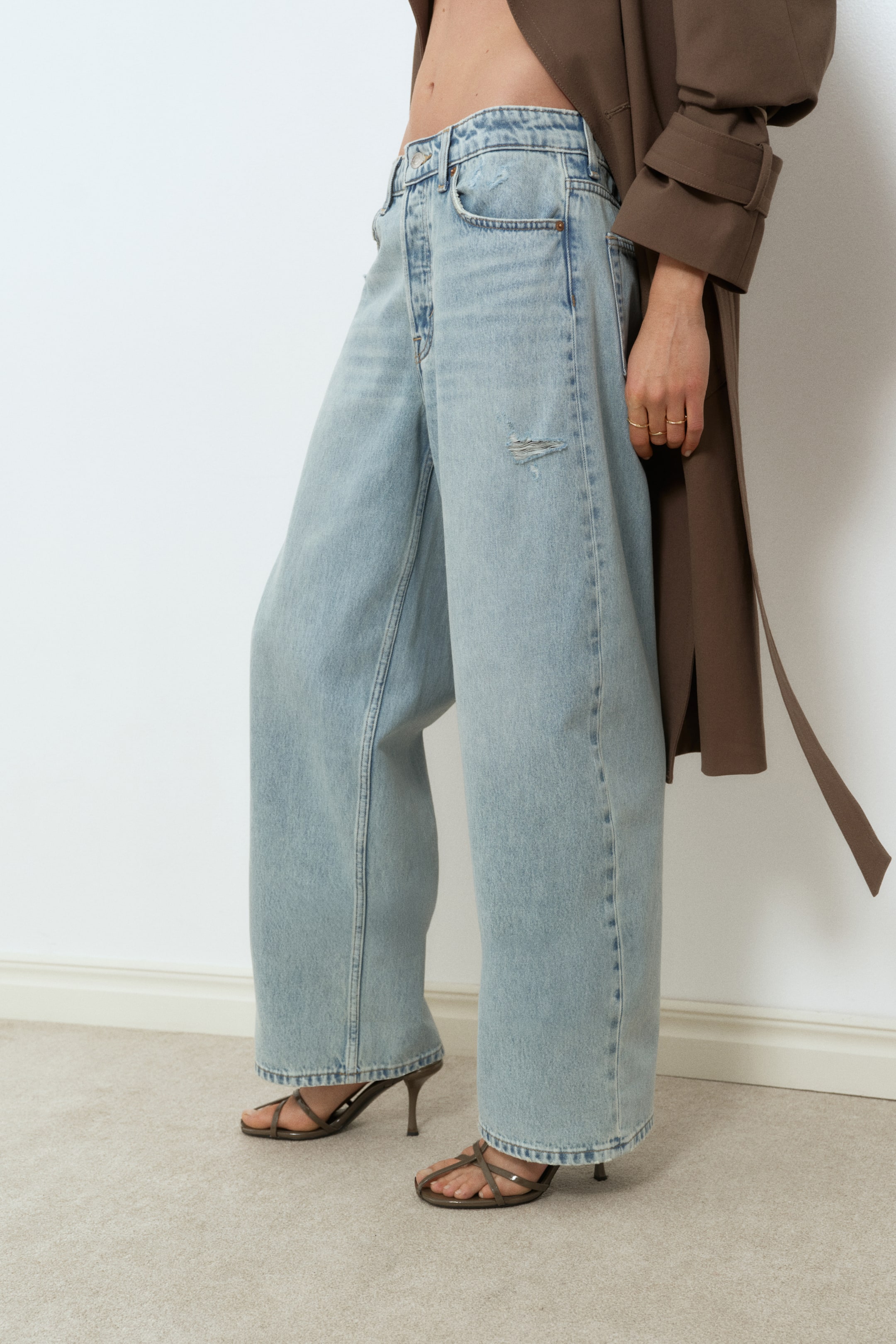 Jean à la cheville taille classique jambes tonneau