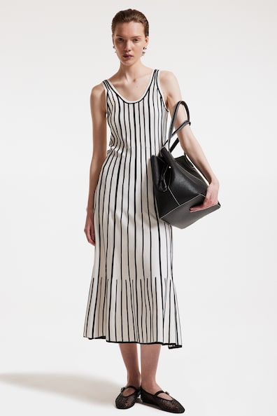 Knitted A-line dress - Deep neckline - Sleeveless - White/Black striped ...