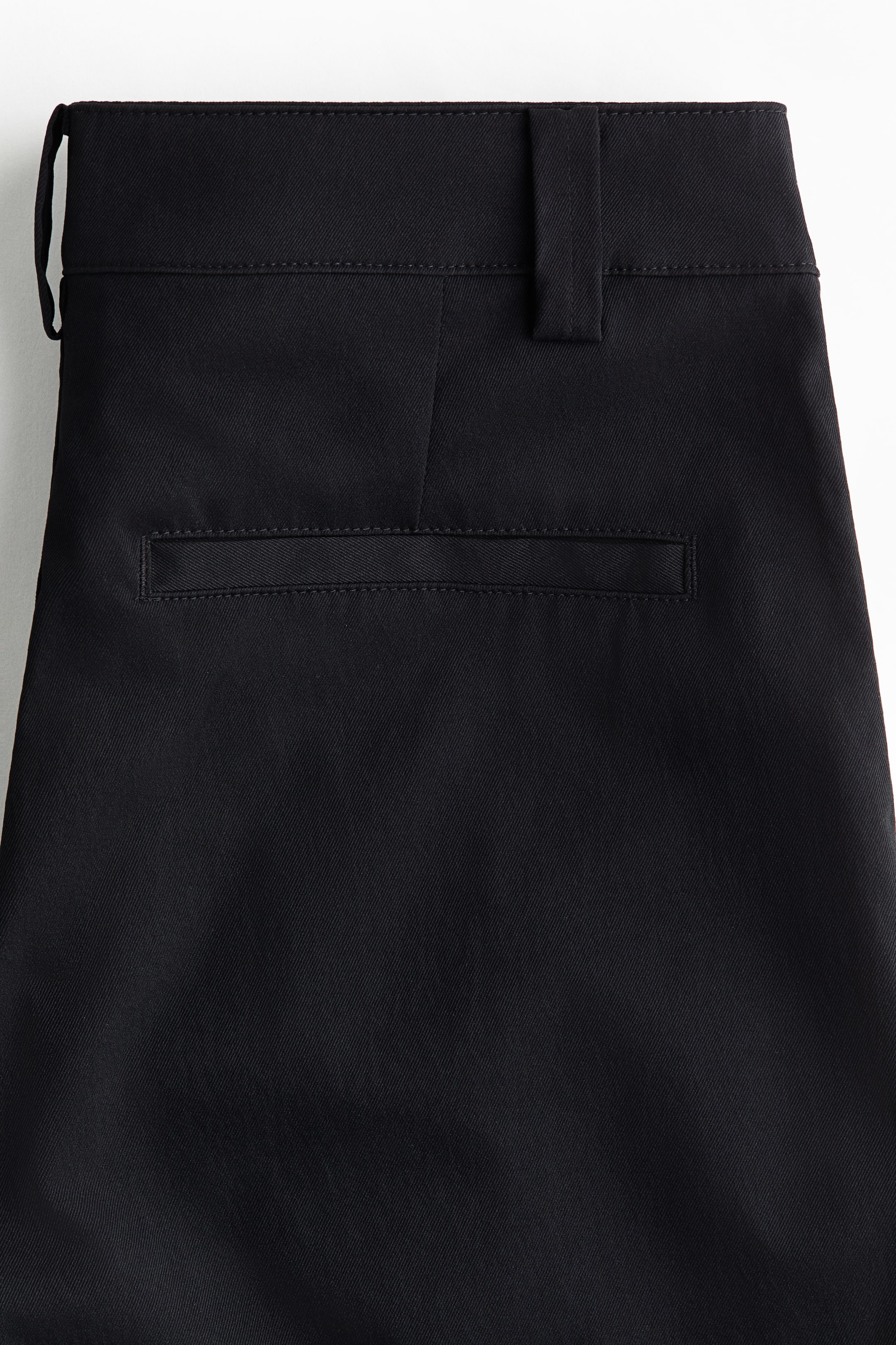 Barrel-Leg Pants