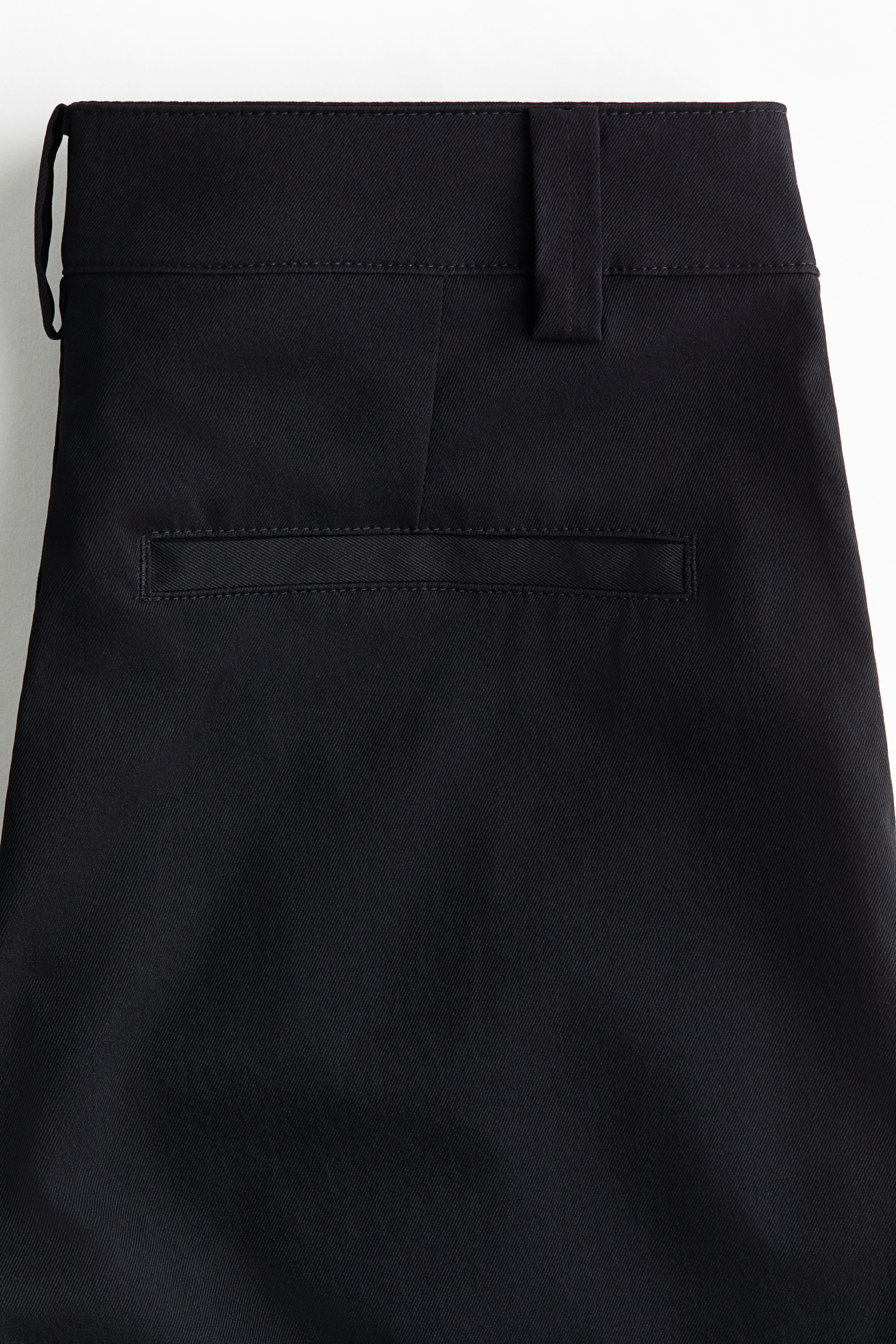 Barrel-Leg Pants