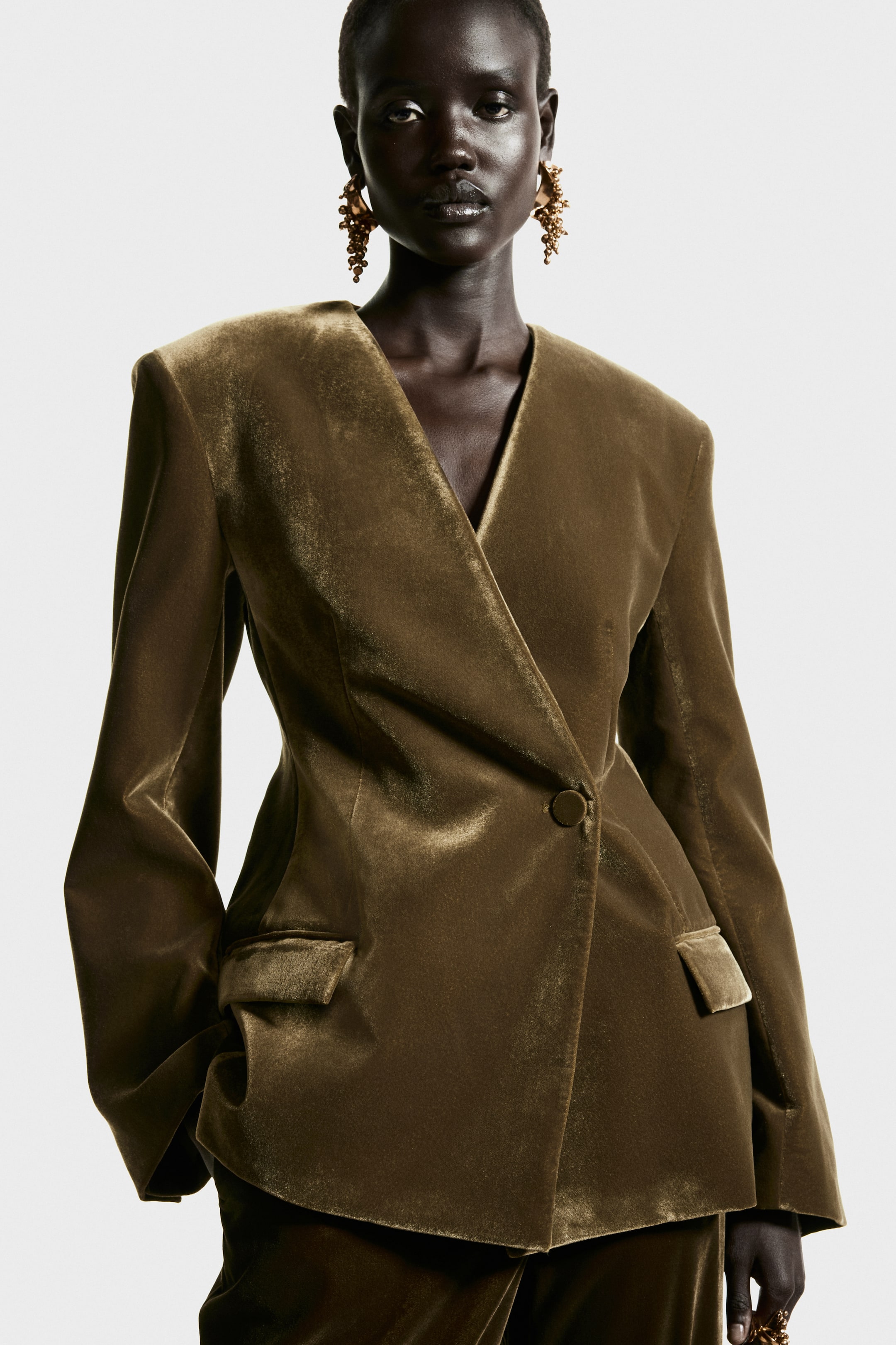 Grotere afbeelding bekijken: Fluwelen blazer - Donker kakigroen - DAMES | H&M BE 1