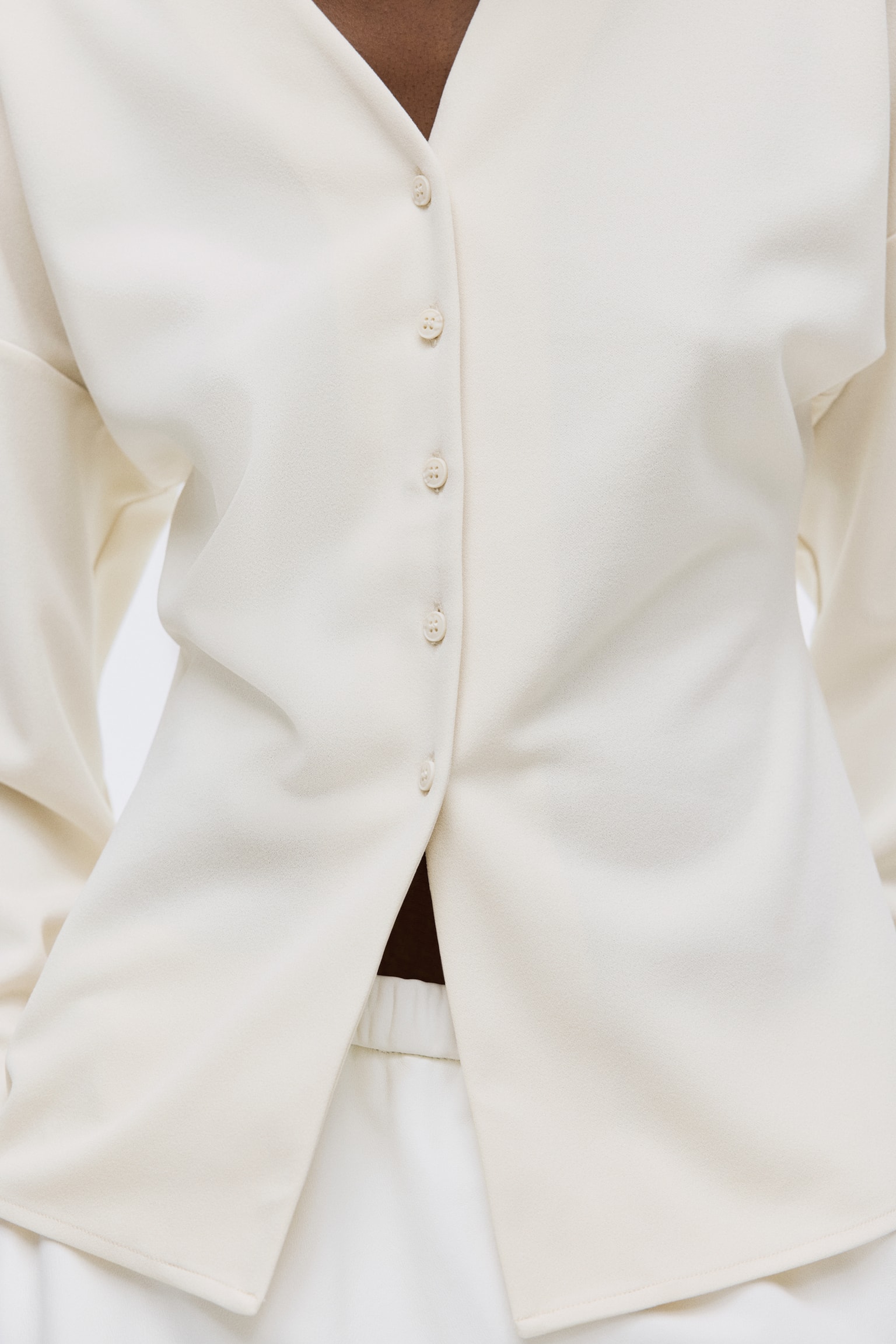 חולצה עם כפתורים - קרם/שחור/בורדו/חום/קרם - 5