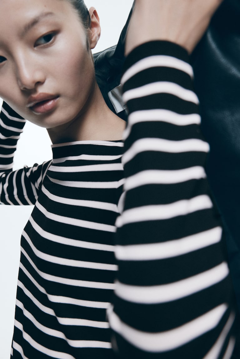 Top à encolure bateau