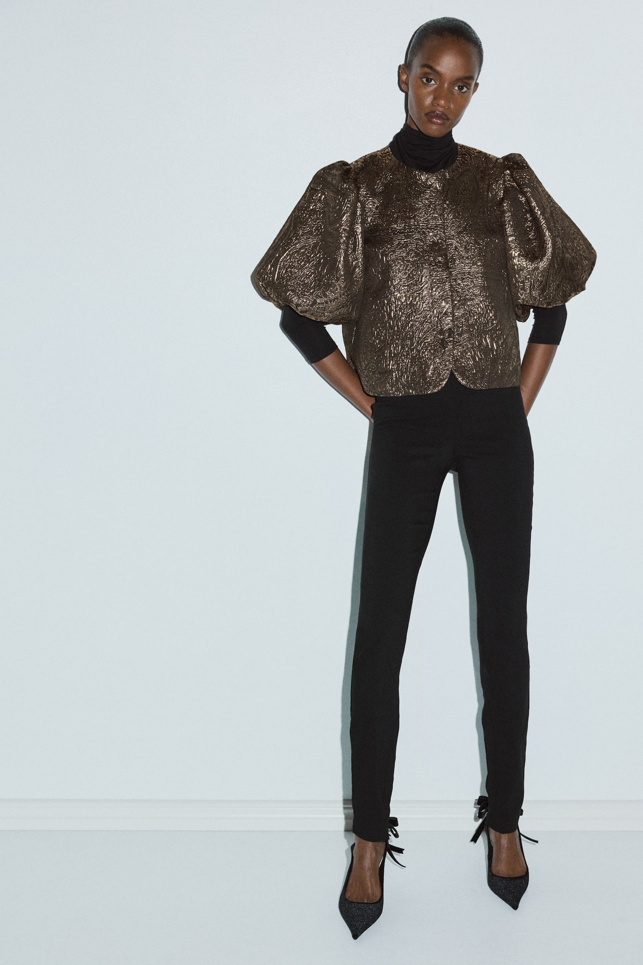Balloon-Sleeved Blouse - image 5