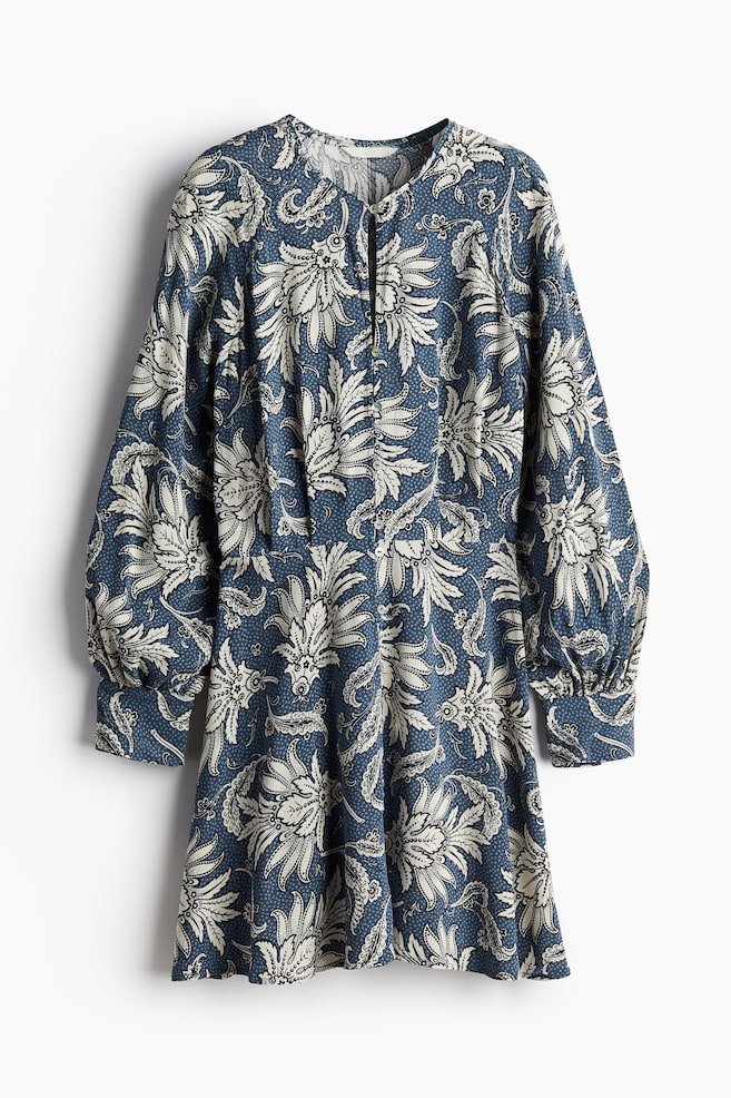 Long-sleeved dress - Dusty blue/Paisley-patterned/Black/White patterned - 1