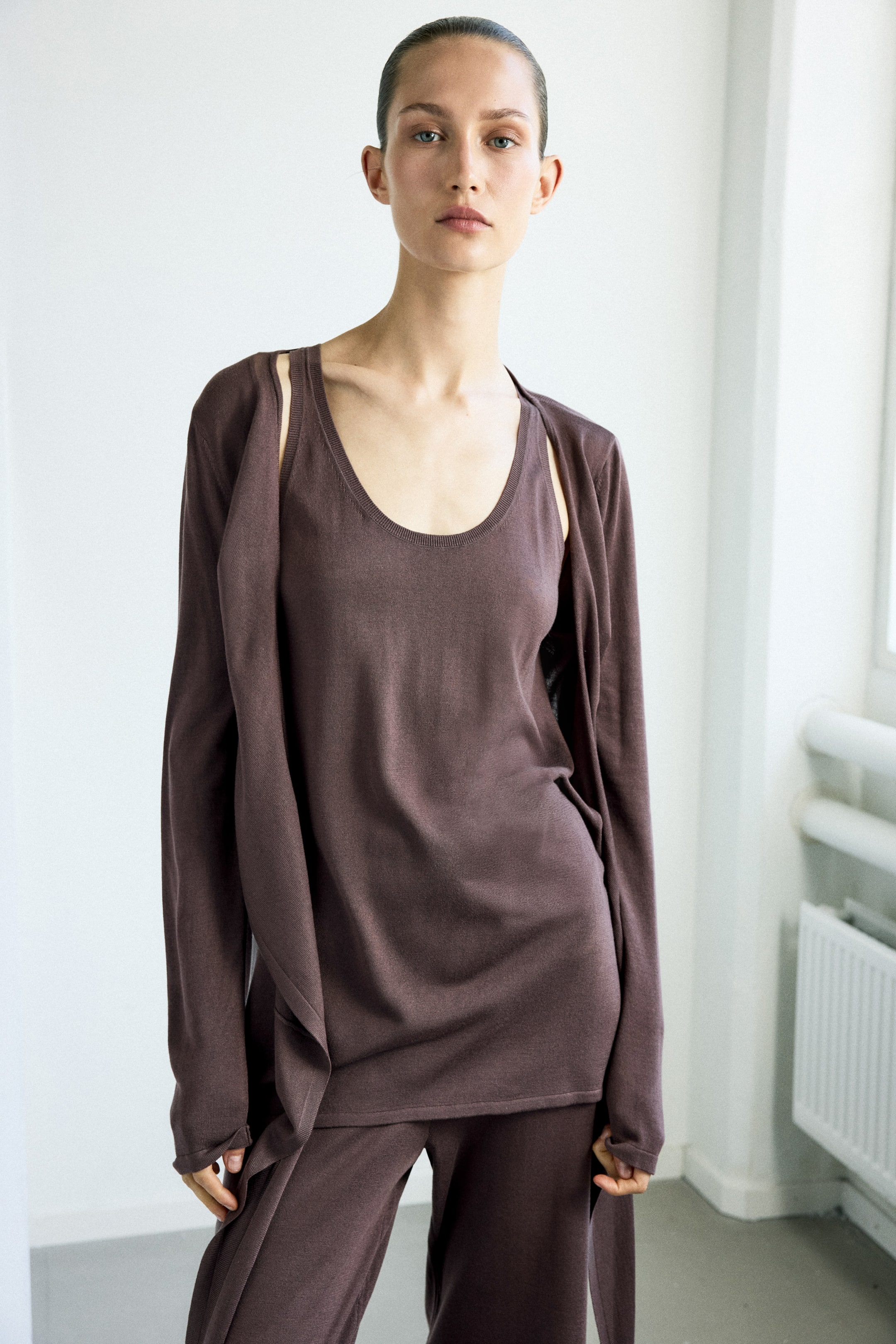 Женские топы H&M Long Fine-Knit Top — фото 4