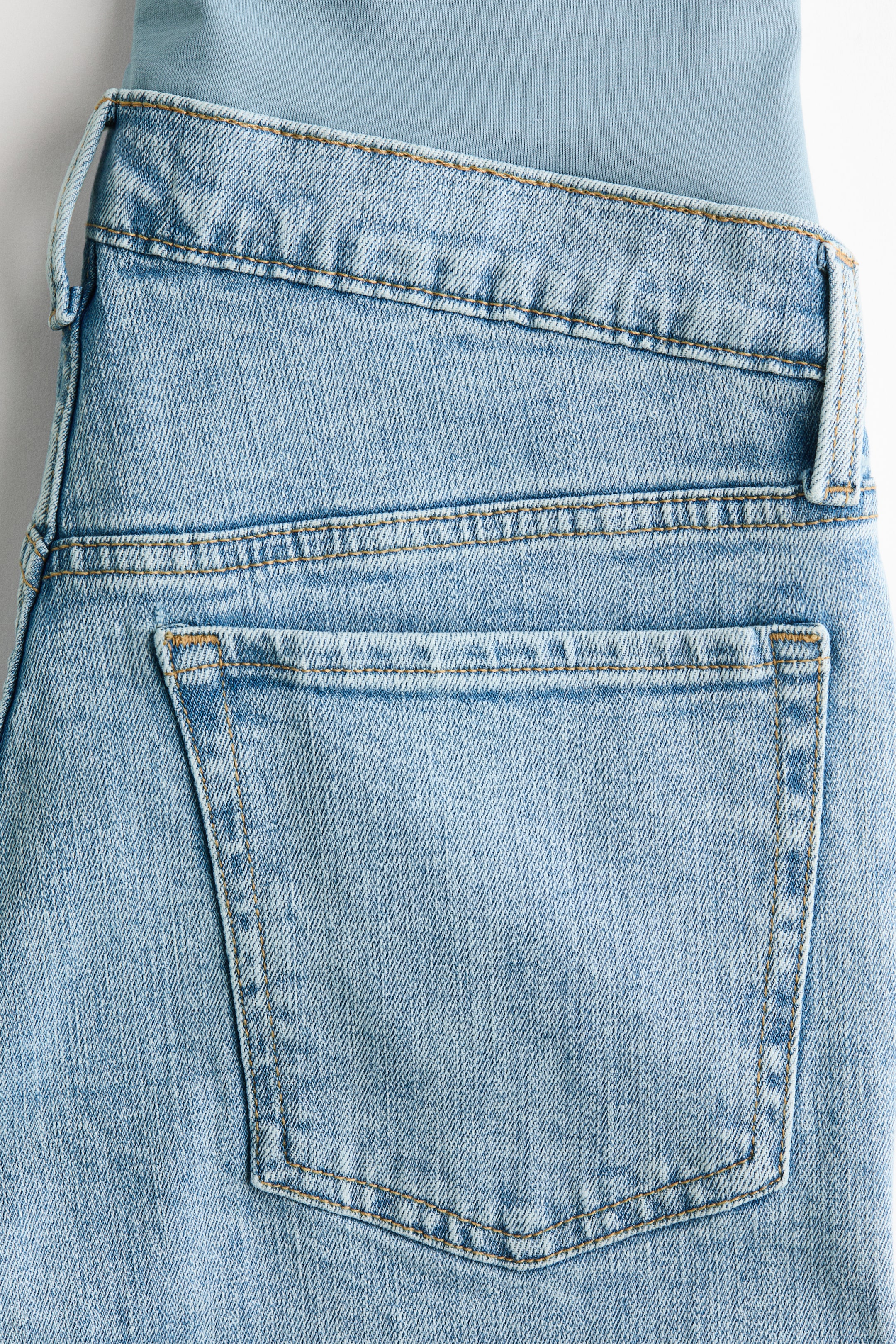 Преглед на по-голямо изображение: MAMA Slim Straight High Jeans - Светлосин деним - ЖЕНИ | H&M BG 6