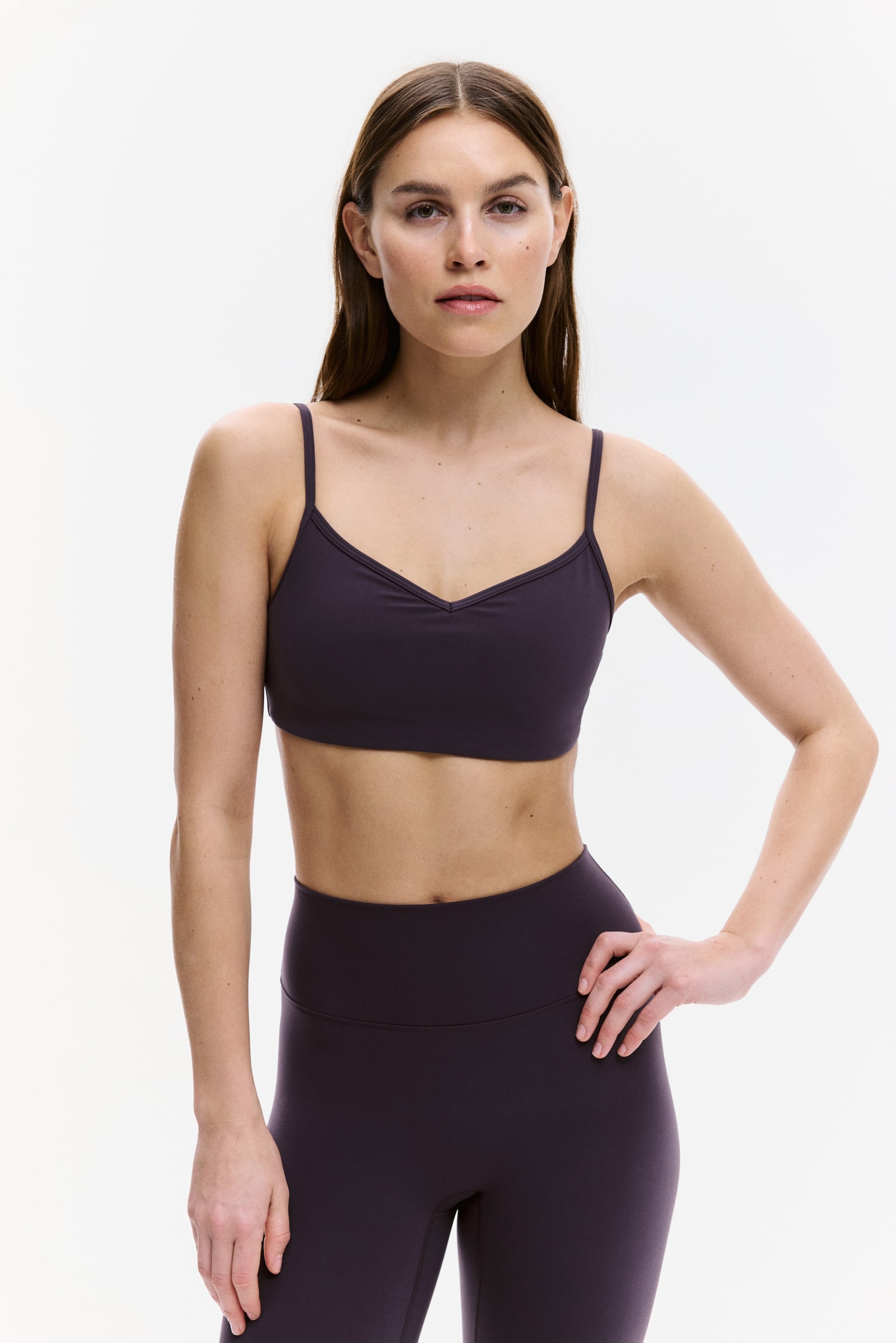 Medium Support Sports bra with SoftMove™ - Plum purple - 6