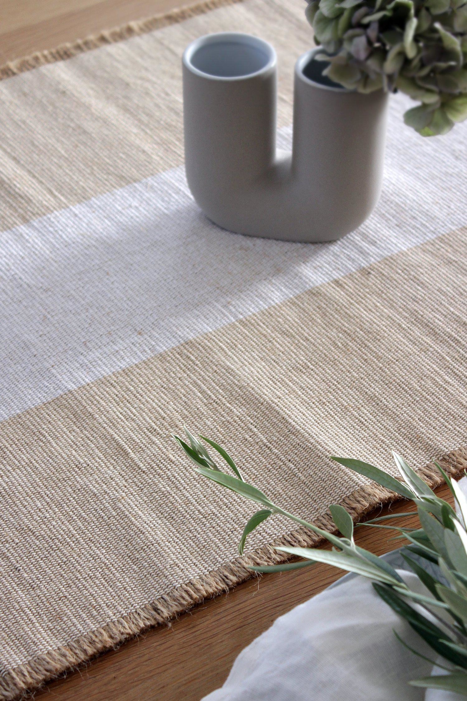 Turid Pöytäliina - Luonnonvalkoinen