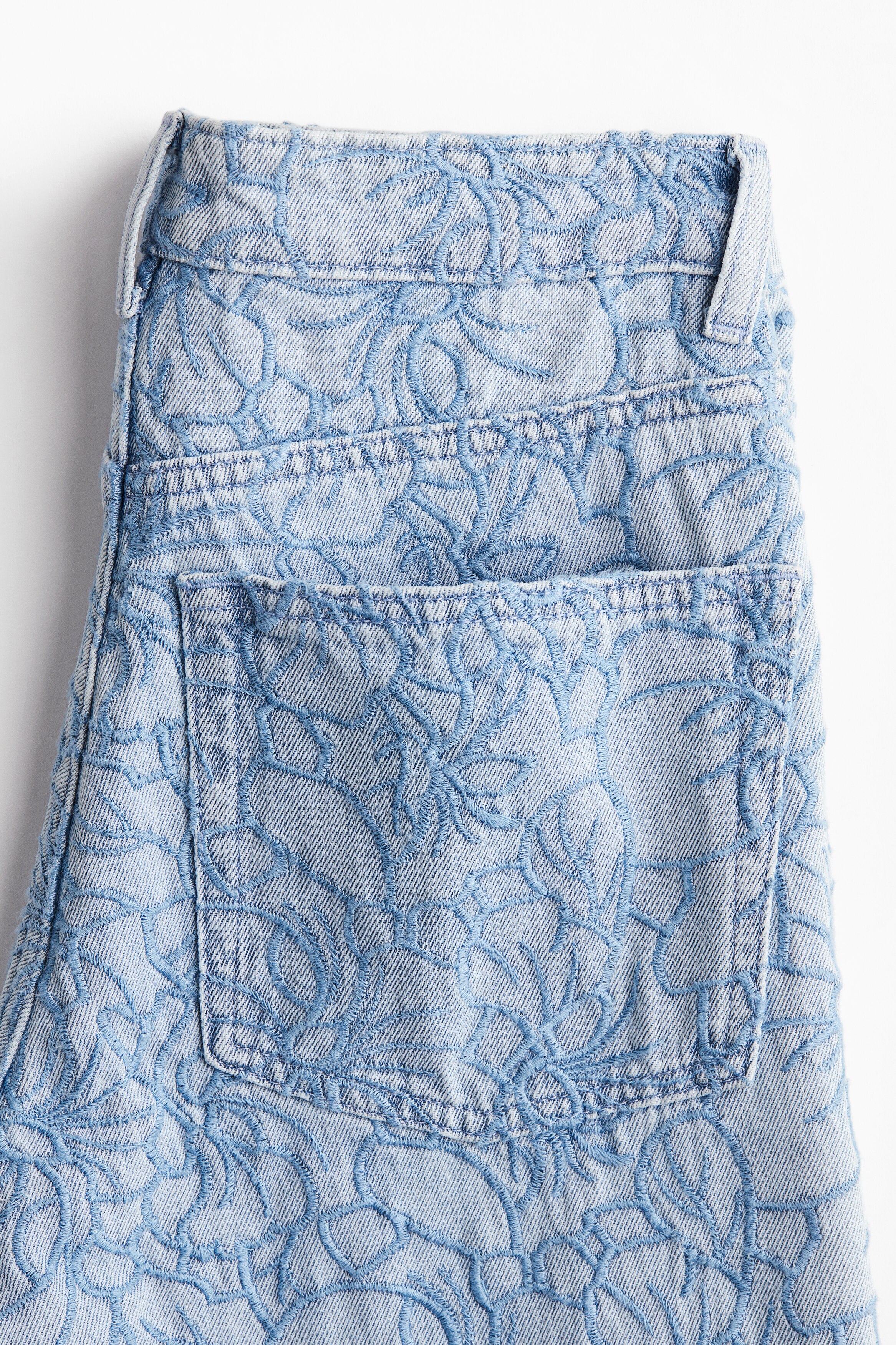 Straight embroidered jeans