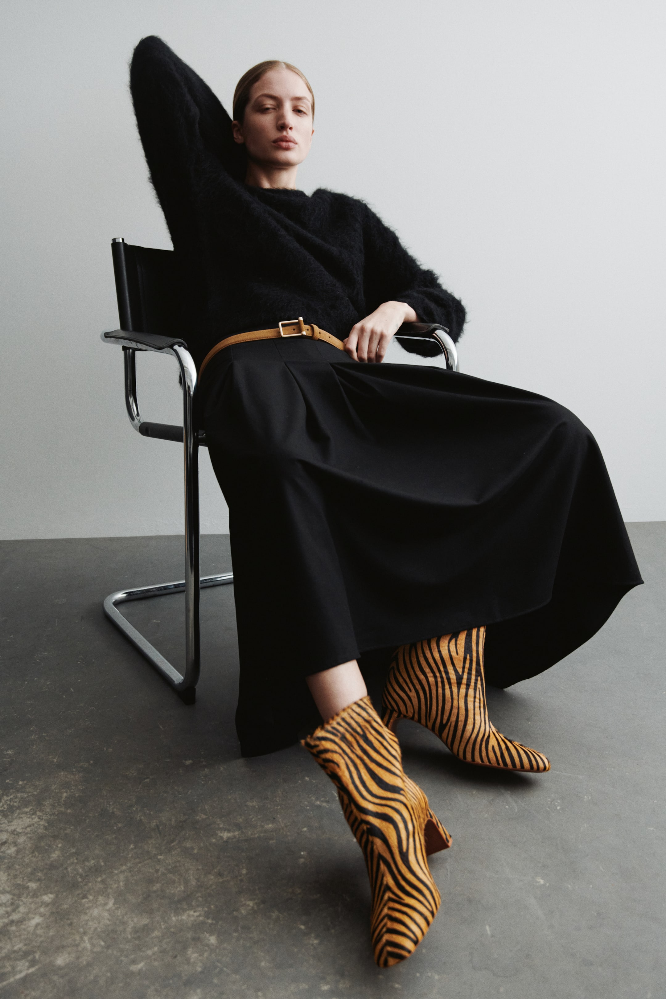 拡大画像を表示: Leather ankle boots - ベージュ／ゼブラプリント - レディース | H&M JP 3