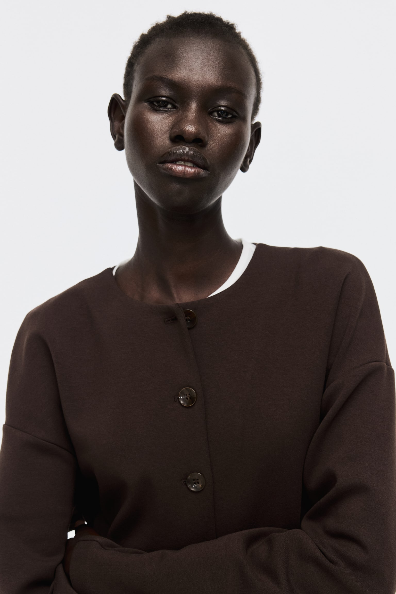 Blazer sin cuello en tela scuba - Café oscuro/Blanco - 6