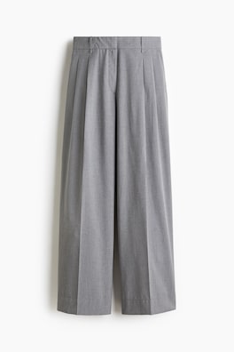 Dressad byxa med vida ben