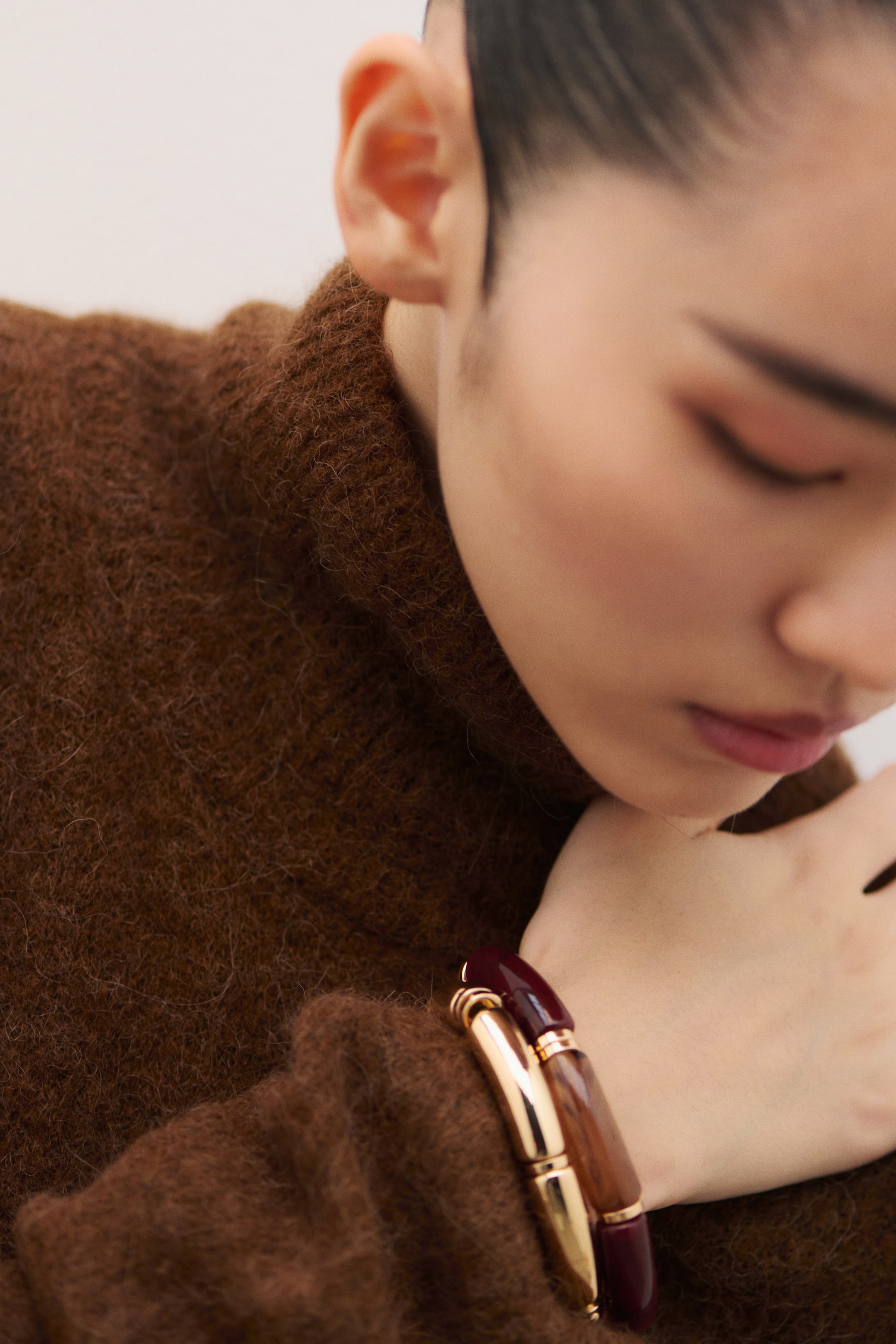 拡大画像を表示: 2-pack bracelets - ゴールドカラー／ブラウン／バーガンディ - レディース | H&M JP 2