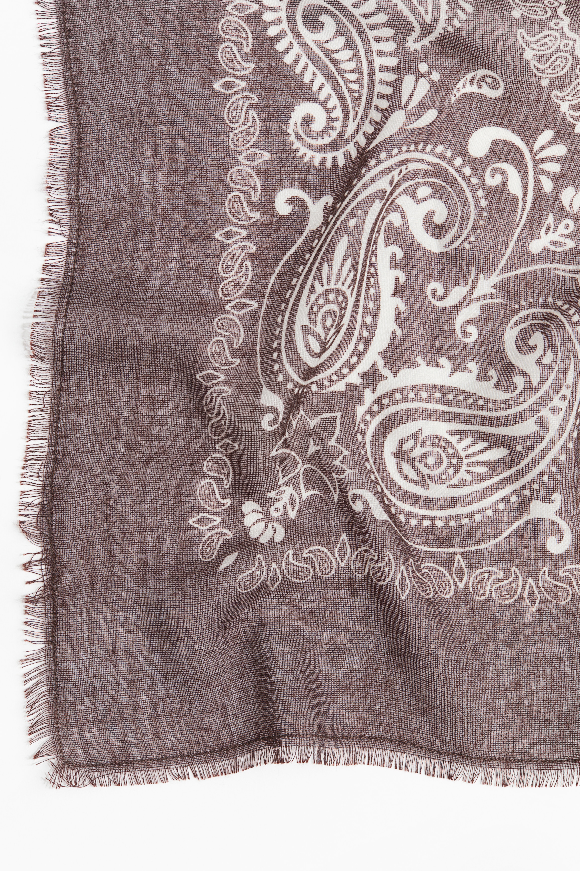 Patterned scarf