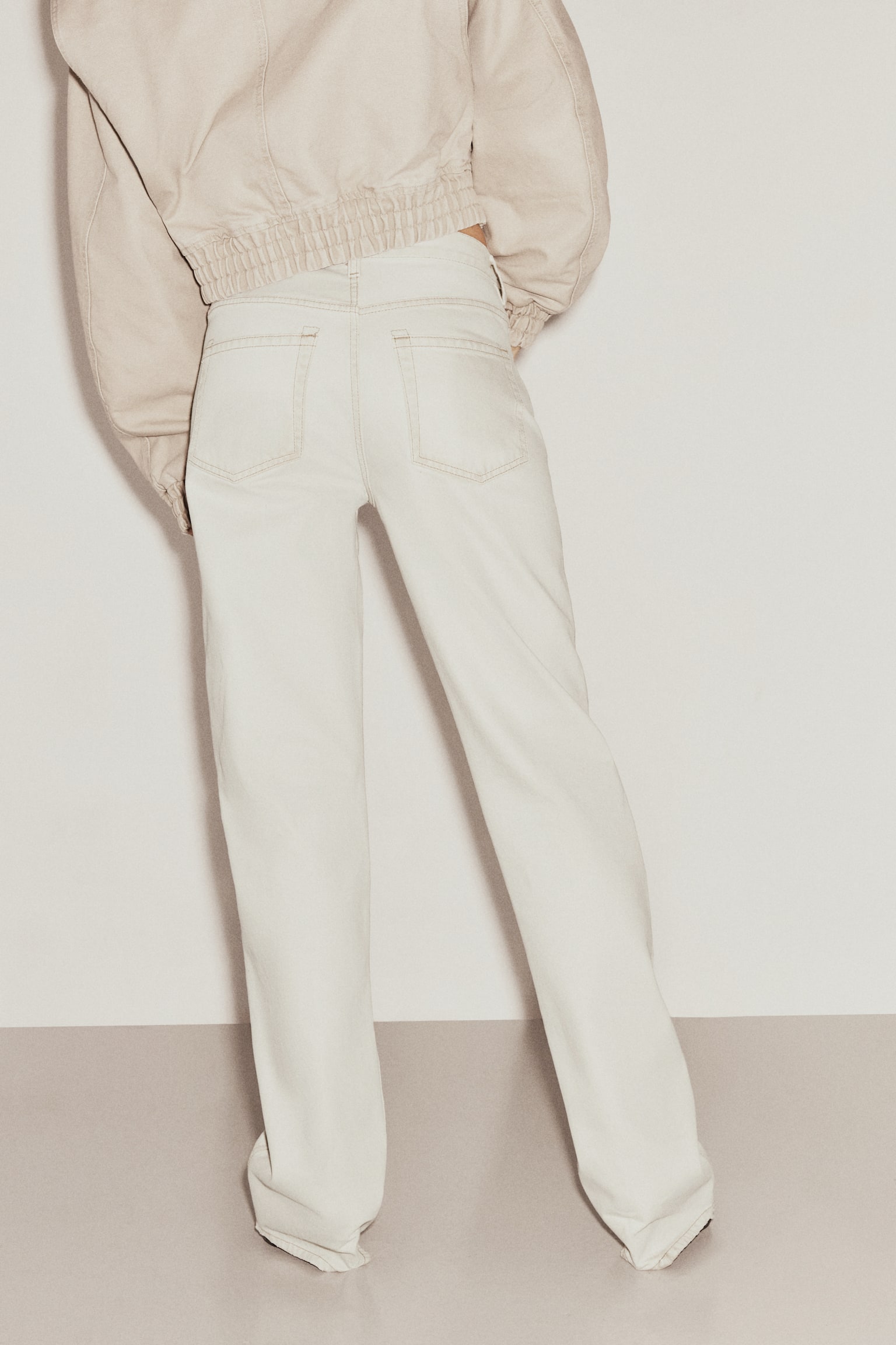 Jeans cu croială dreaptă - Bej-deschis - 3