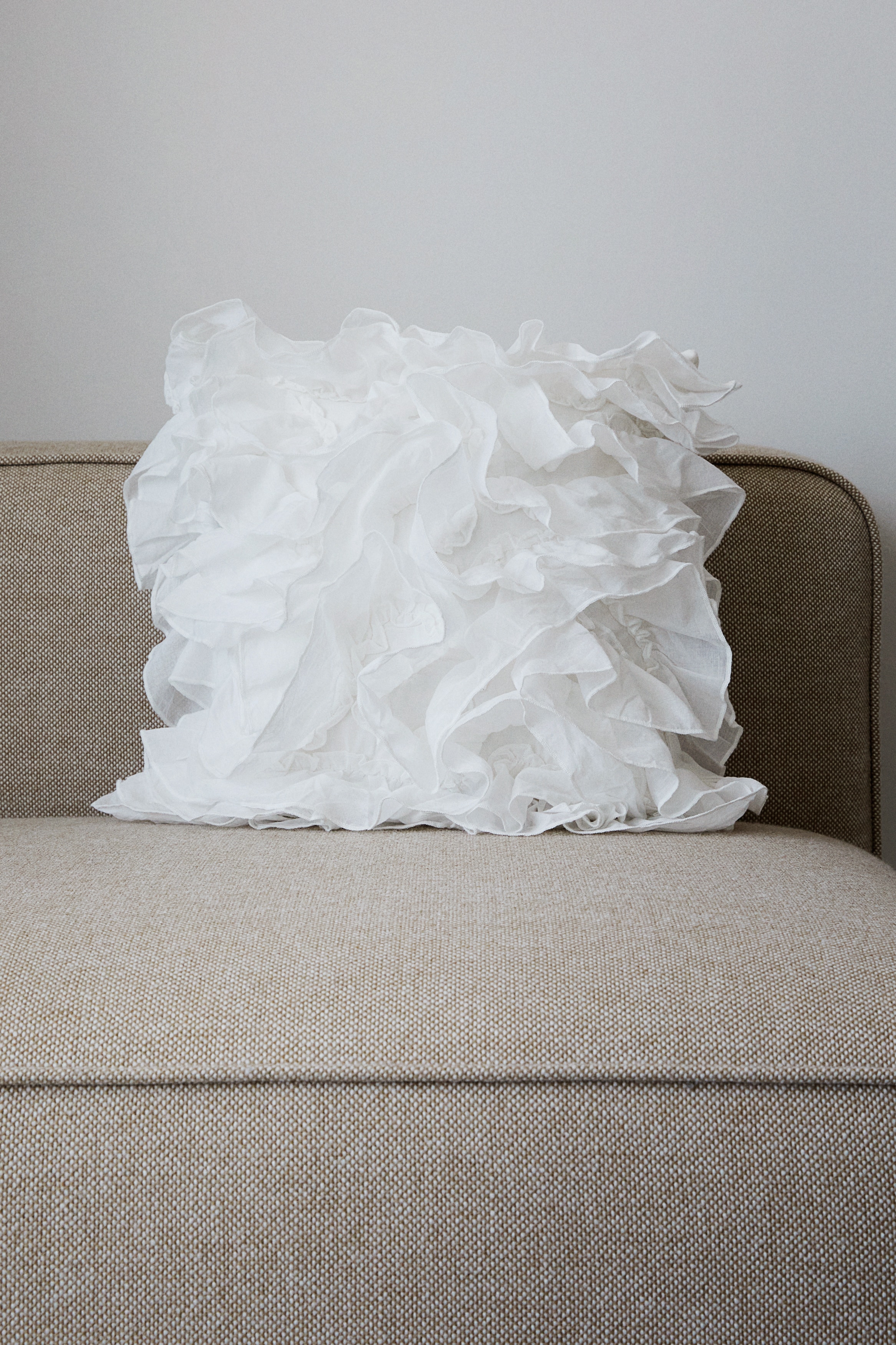 Ruffled Cotton Cushion Cover - White - Home All | H&M US