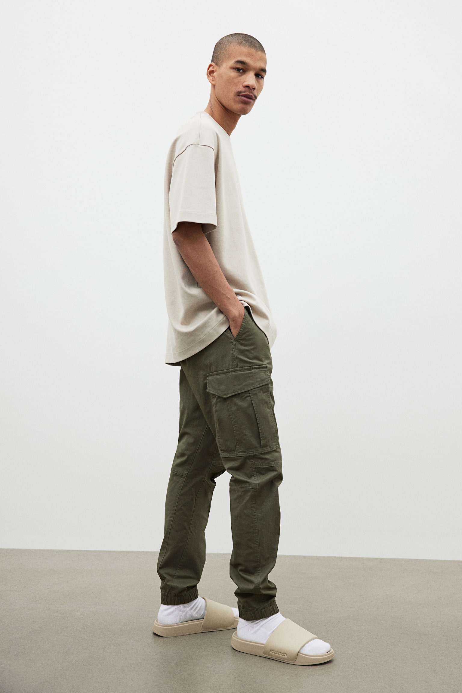 Slim Fit Cargo joggers - Khaki green/Black/Beige/Dark grey/Beige/White - 4