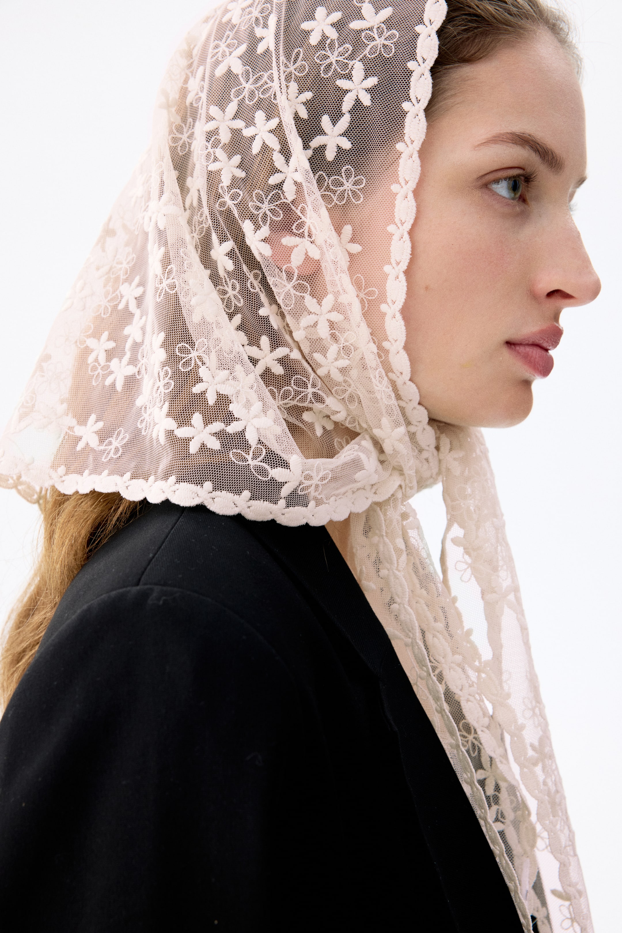 Embroidered Mesh Hip Scarf
