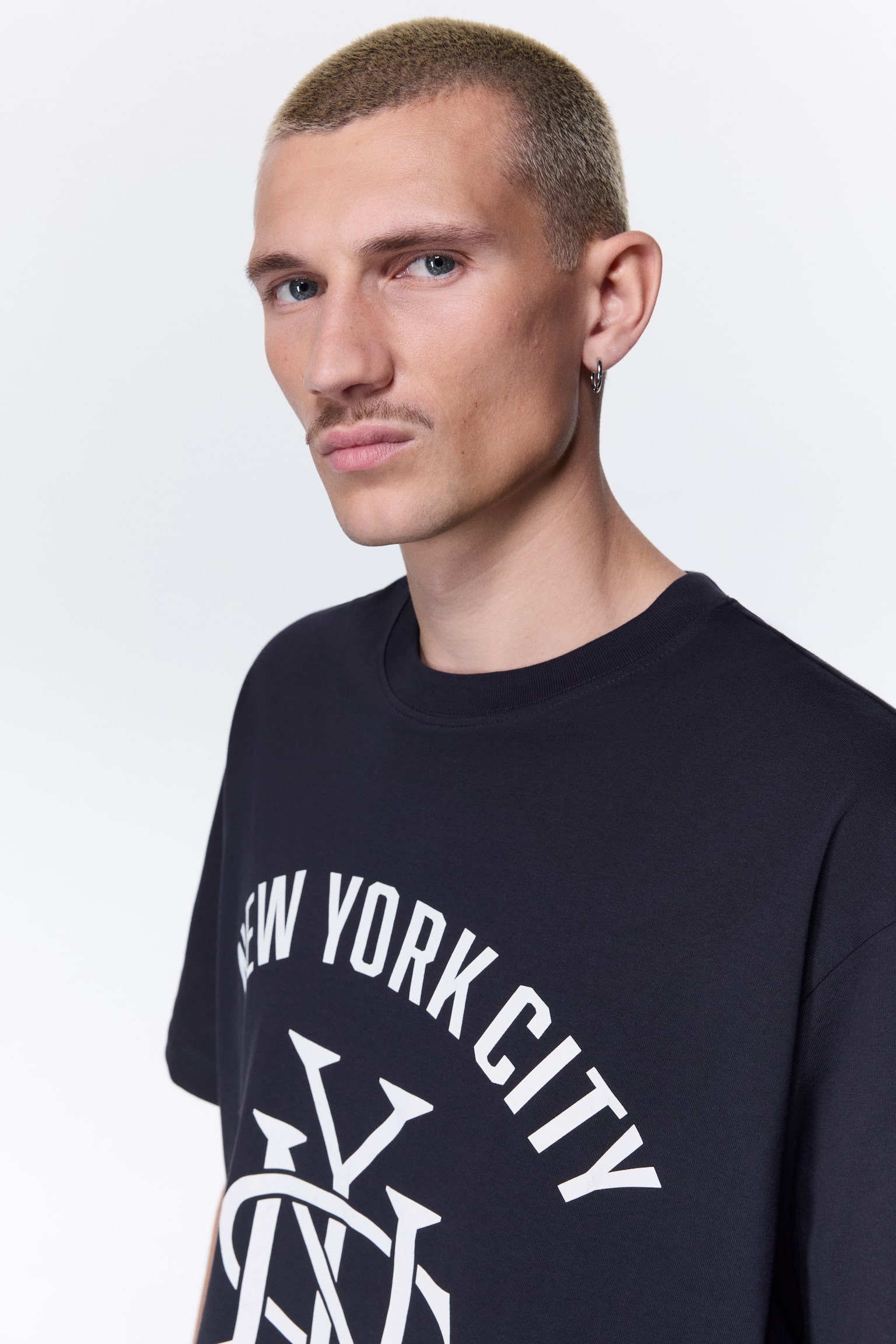 Loose Fit Printed T-shirt - Dark blue/New York City/White/New York City/Beige/Run Wild/Black/Golden Sunset - 5