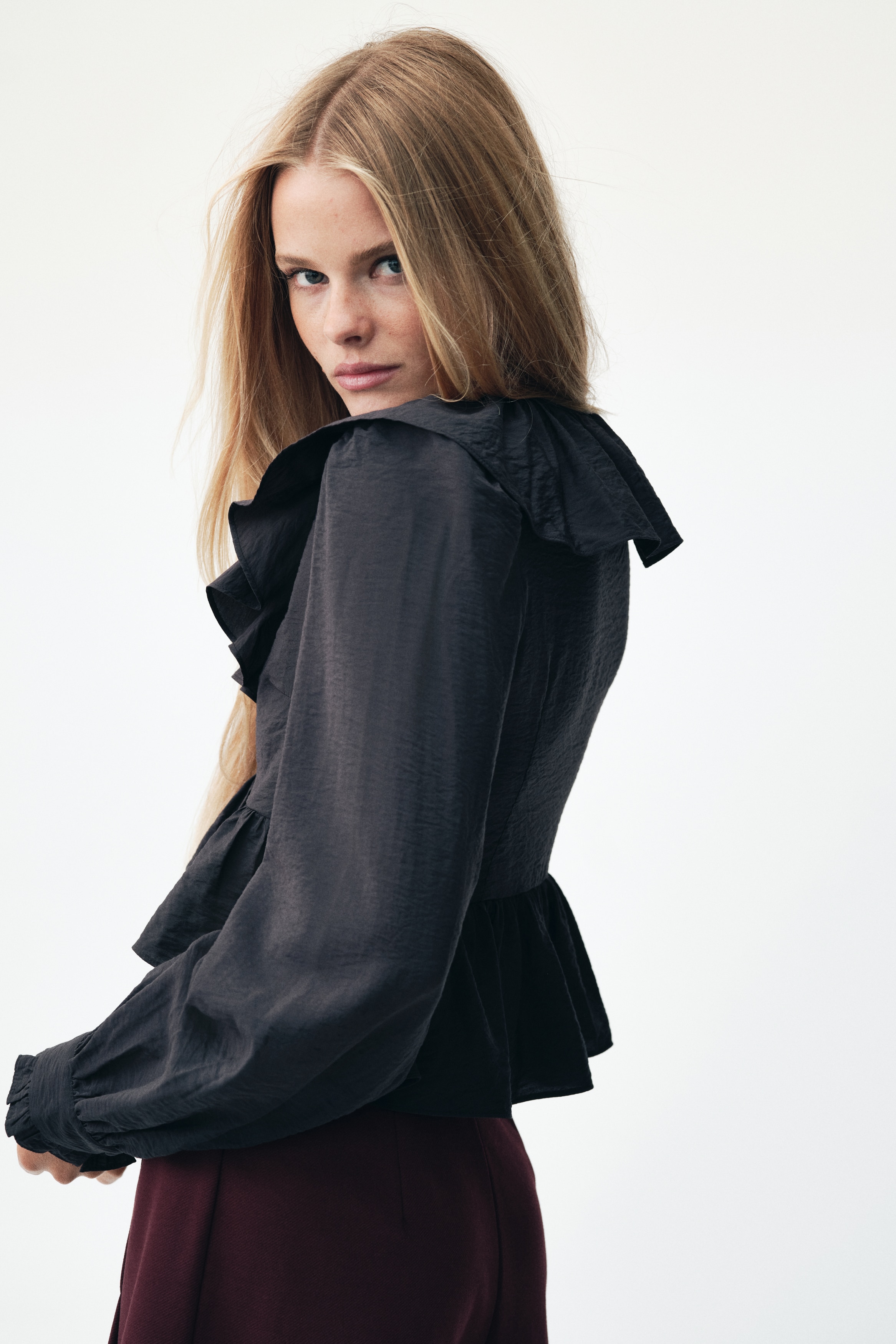Flounced blouse