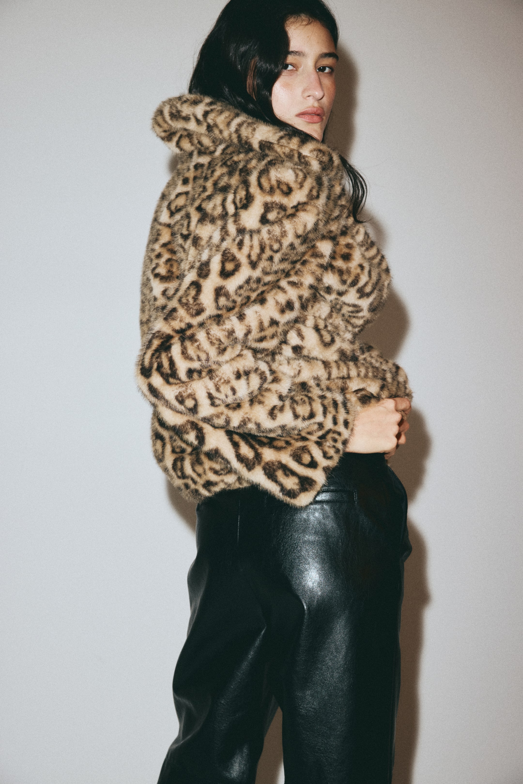 View larger image: Shoulder-pad jacket - Beige/Leopard print - Ladies | H&M IN 4