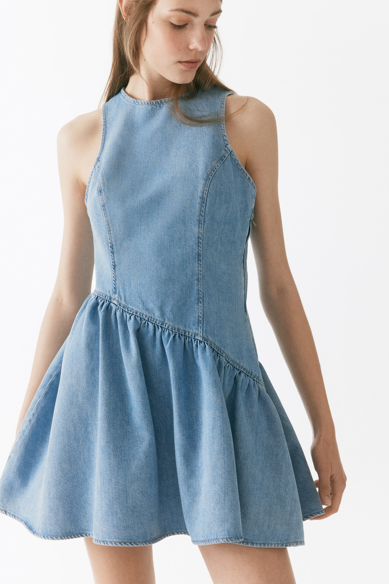 Flared-skirt denim dress - 6