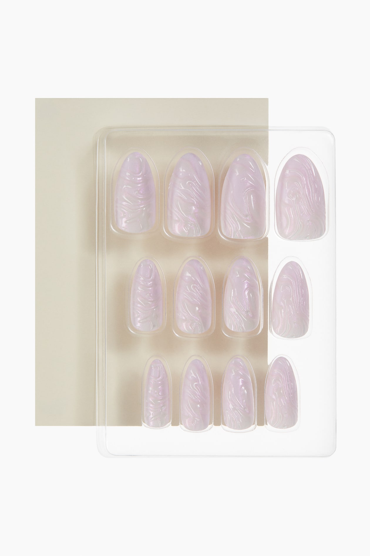 Press-on Nails - image 2