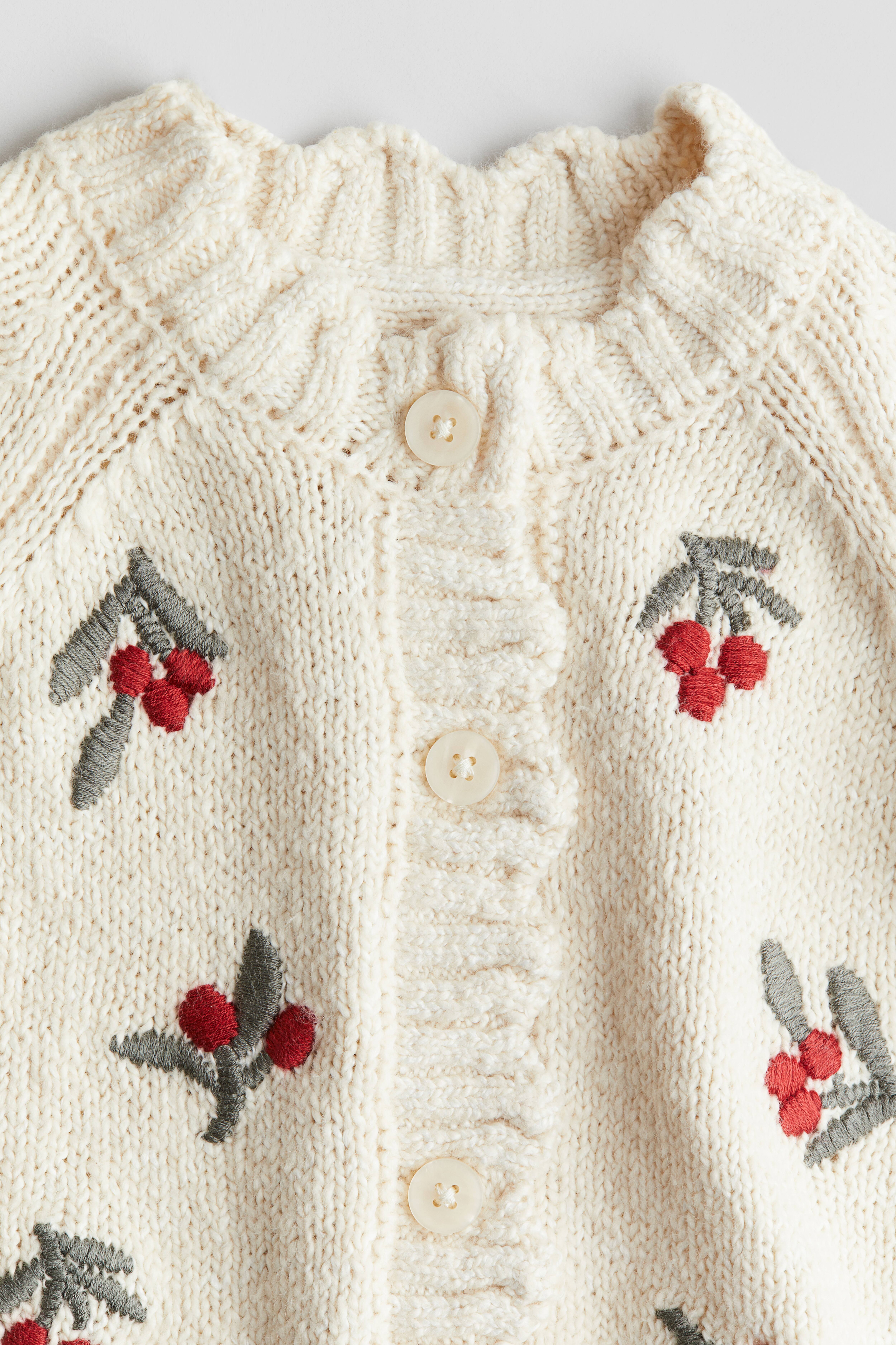 NWTZARASIZE MEDIUM STRUCTURED fashion EMBROIDERED CARDIGAN