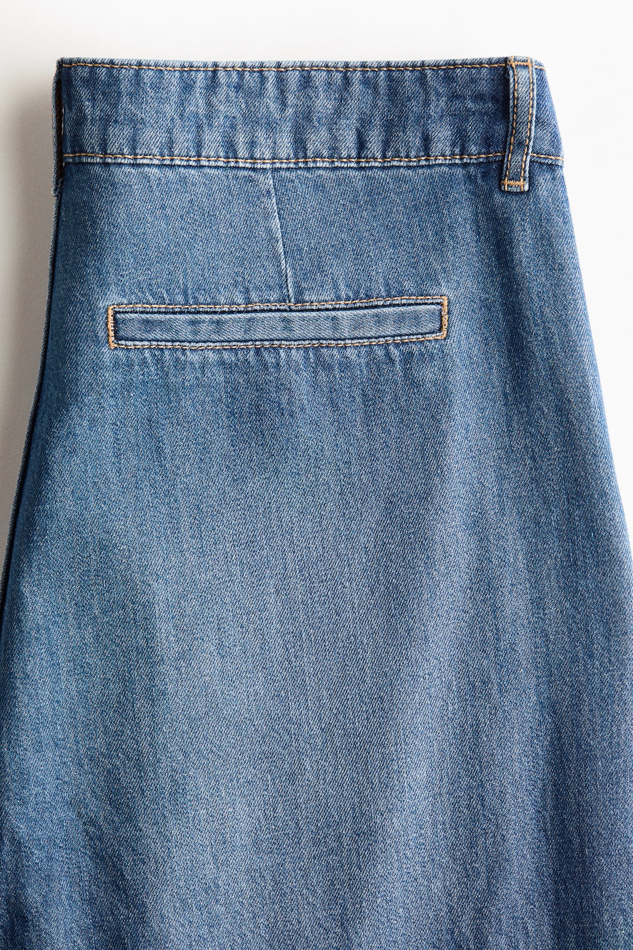 Loose-Fit Wide Regular Jeans - image 4