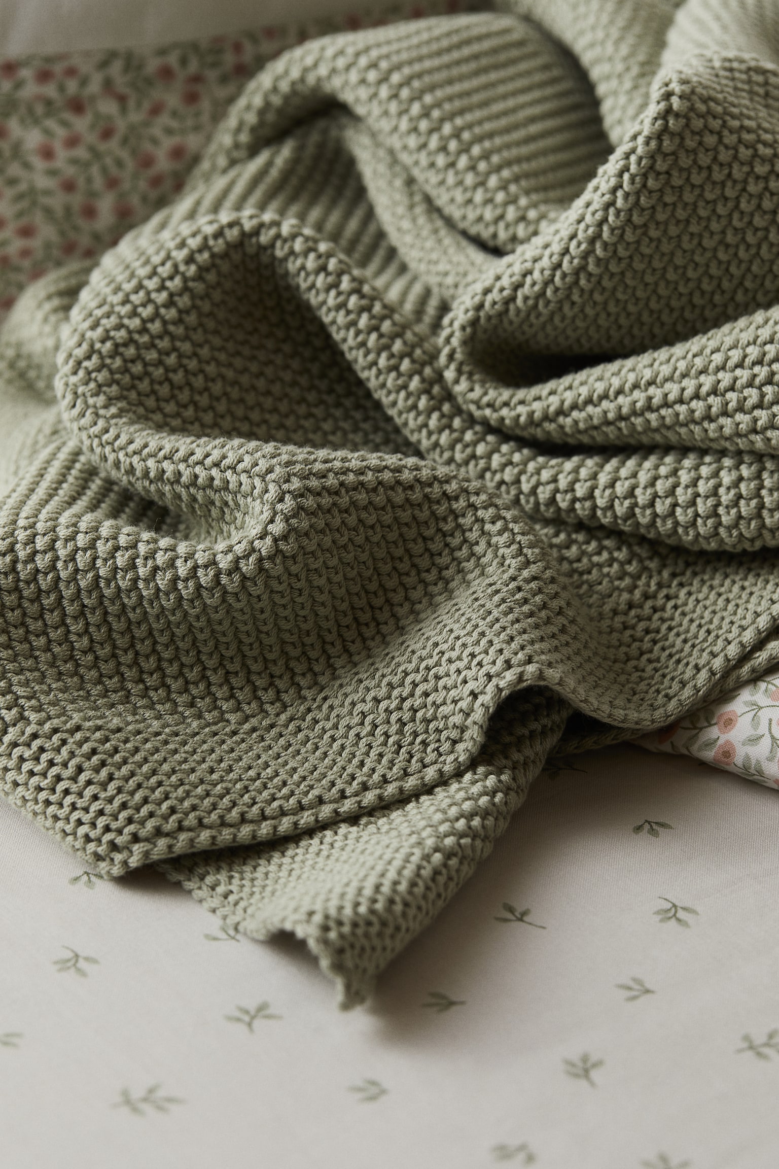 Moss-stitched cotton blanket - Light green/White/Light dusty mole - 2