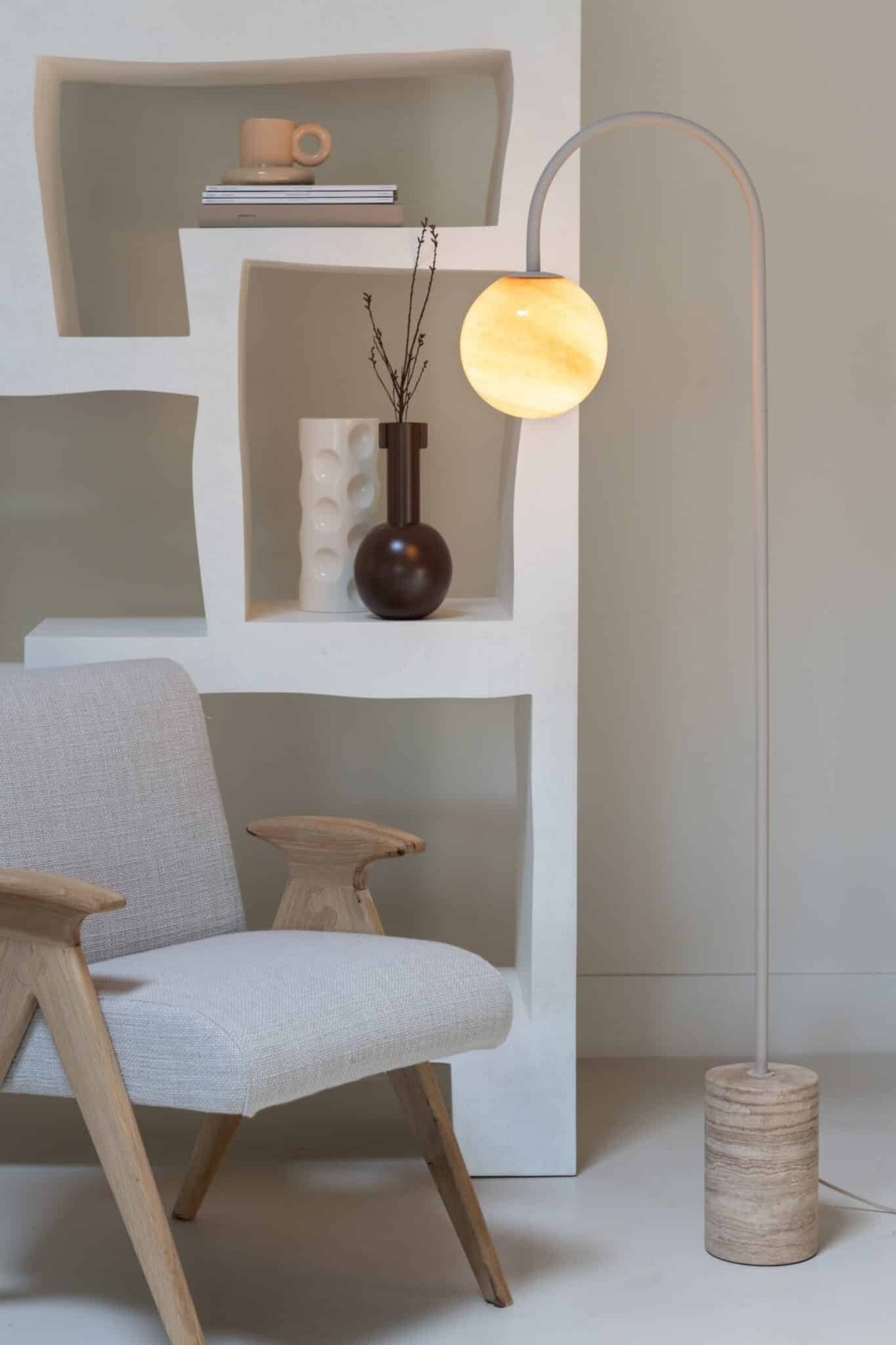 Tivoli Gulvlampe - Sand/Hvid