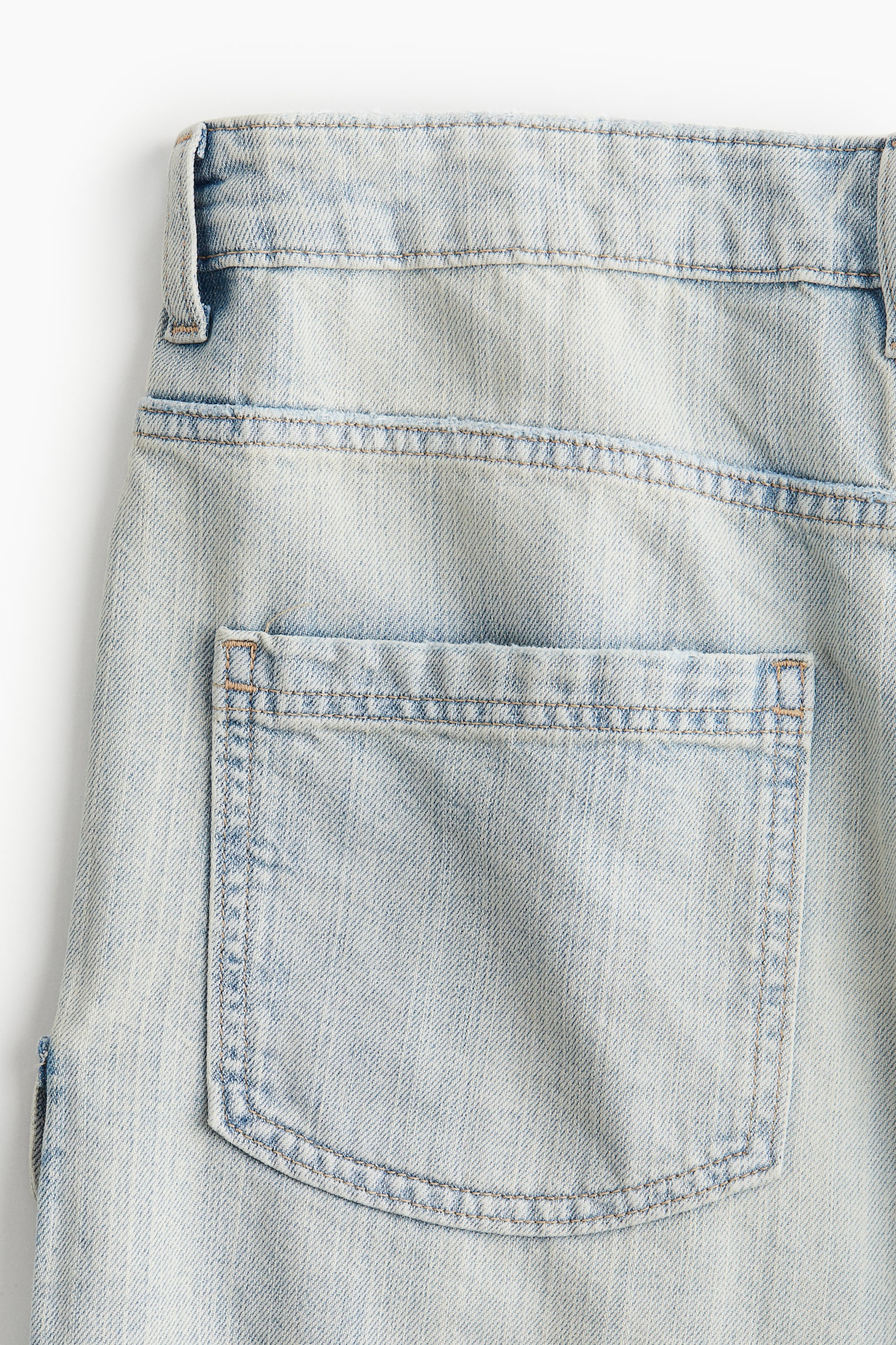 Low Denim cargo shorts - Pale denim blue/Black/Pale denim blue - 8