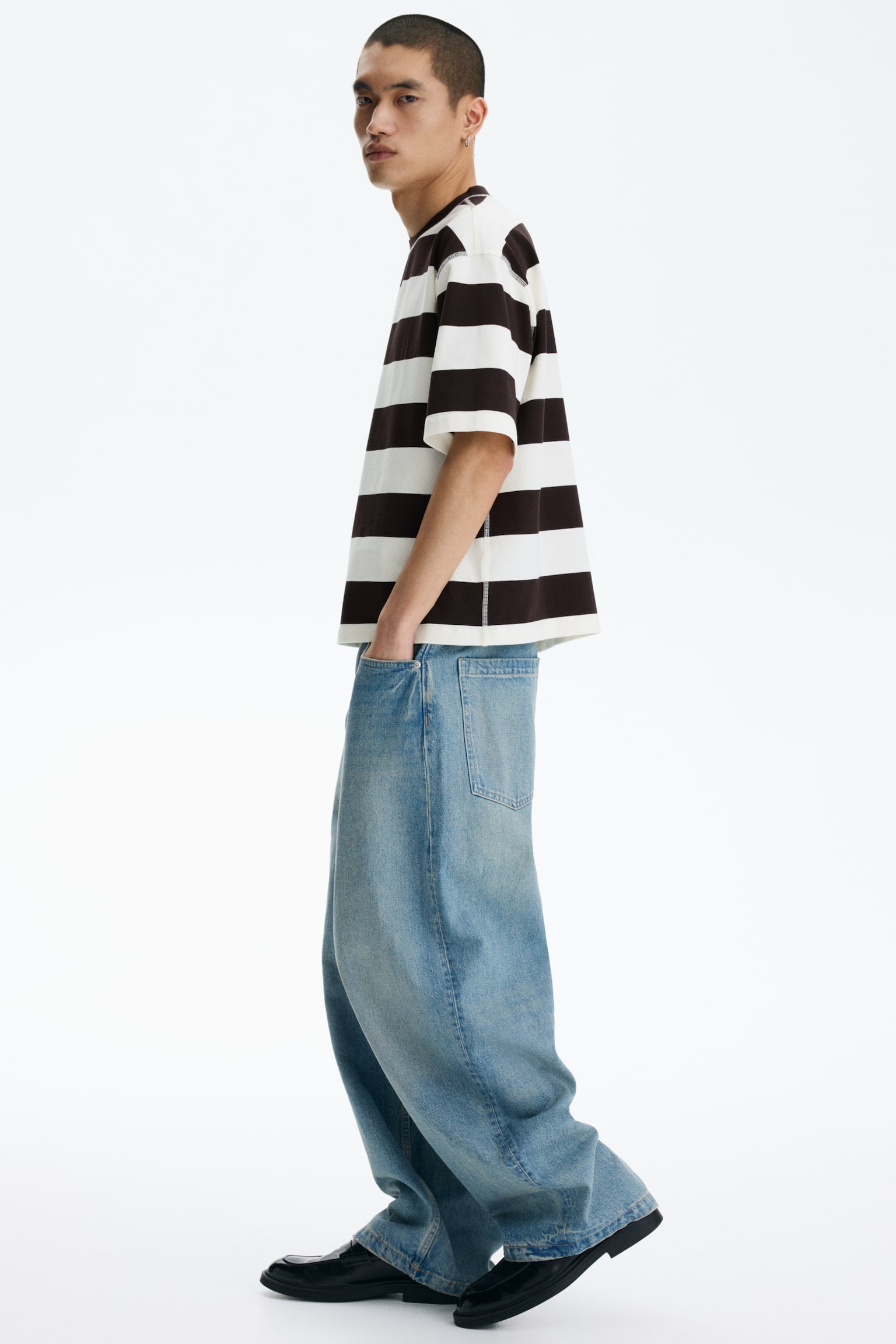 Oversized Fit T-shirt - Dark brown/Striped/Dark green/Striped - 6