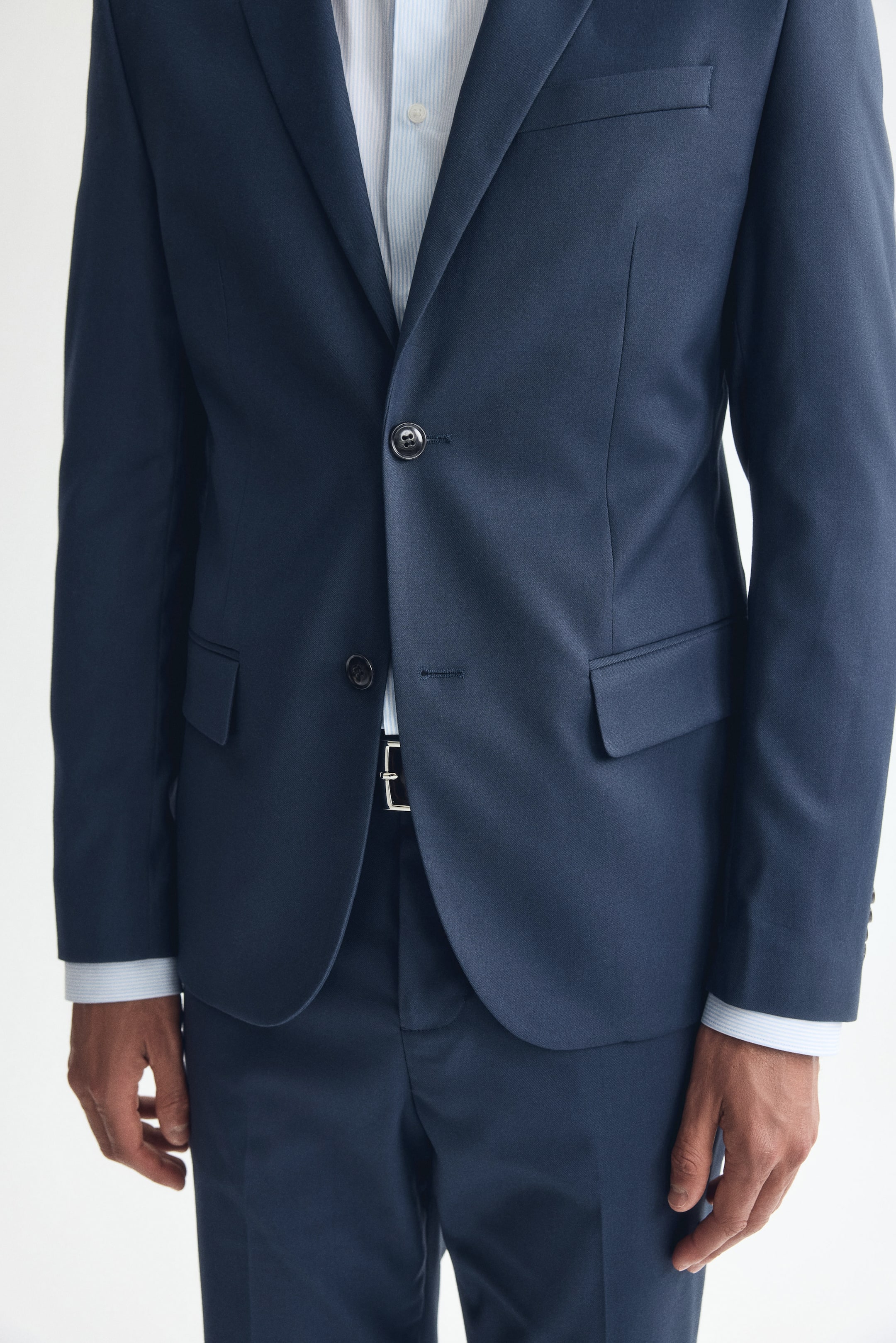 Skinny-Fit Single-Breasted Jacket