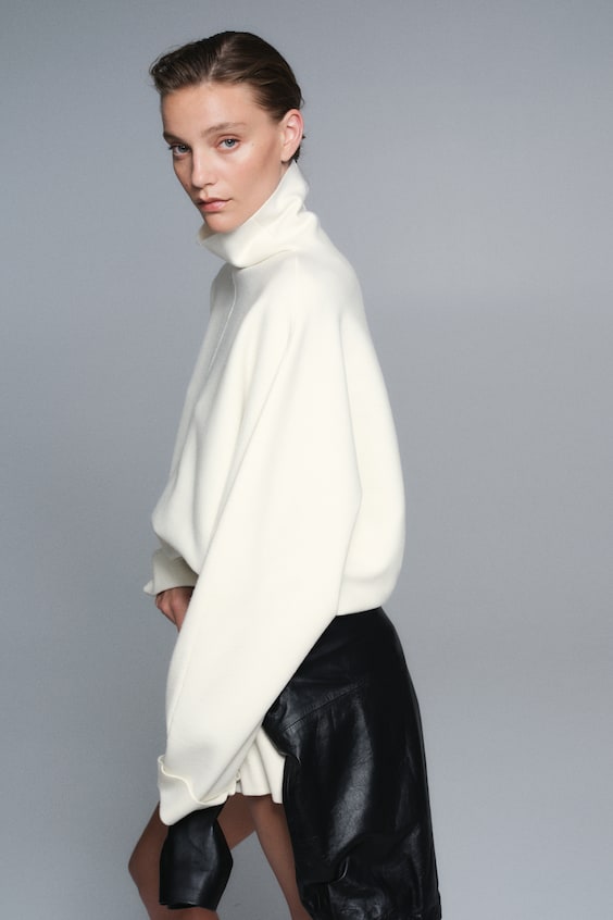 Sweter oversize z półgolfem