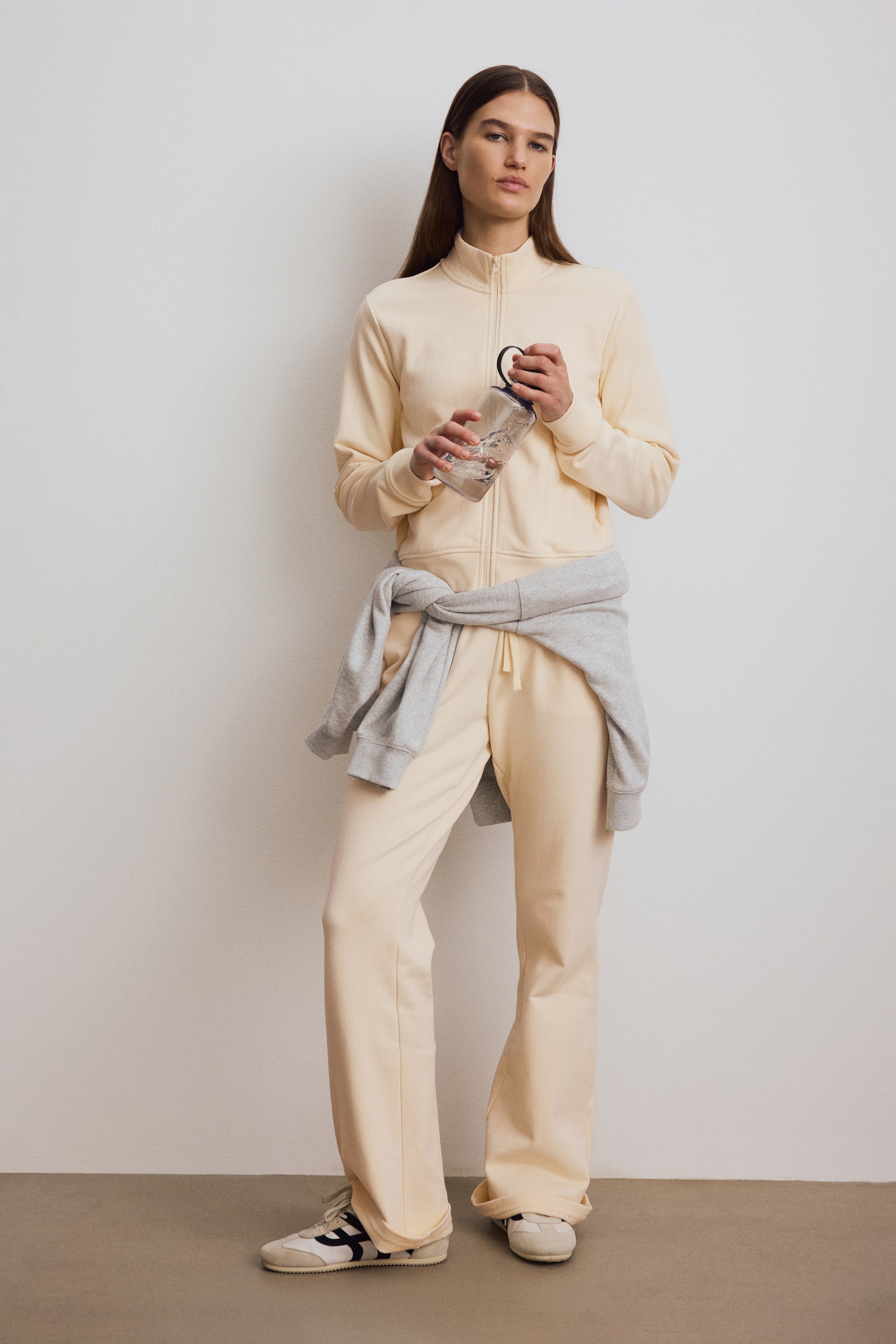 Zobraziť väčší obrázok: Športová bunda Slim Fit - Svetlá marhuľová - ŽENY | H&M SK 2