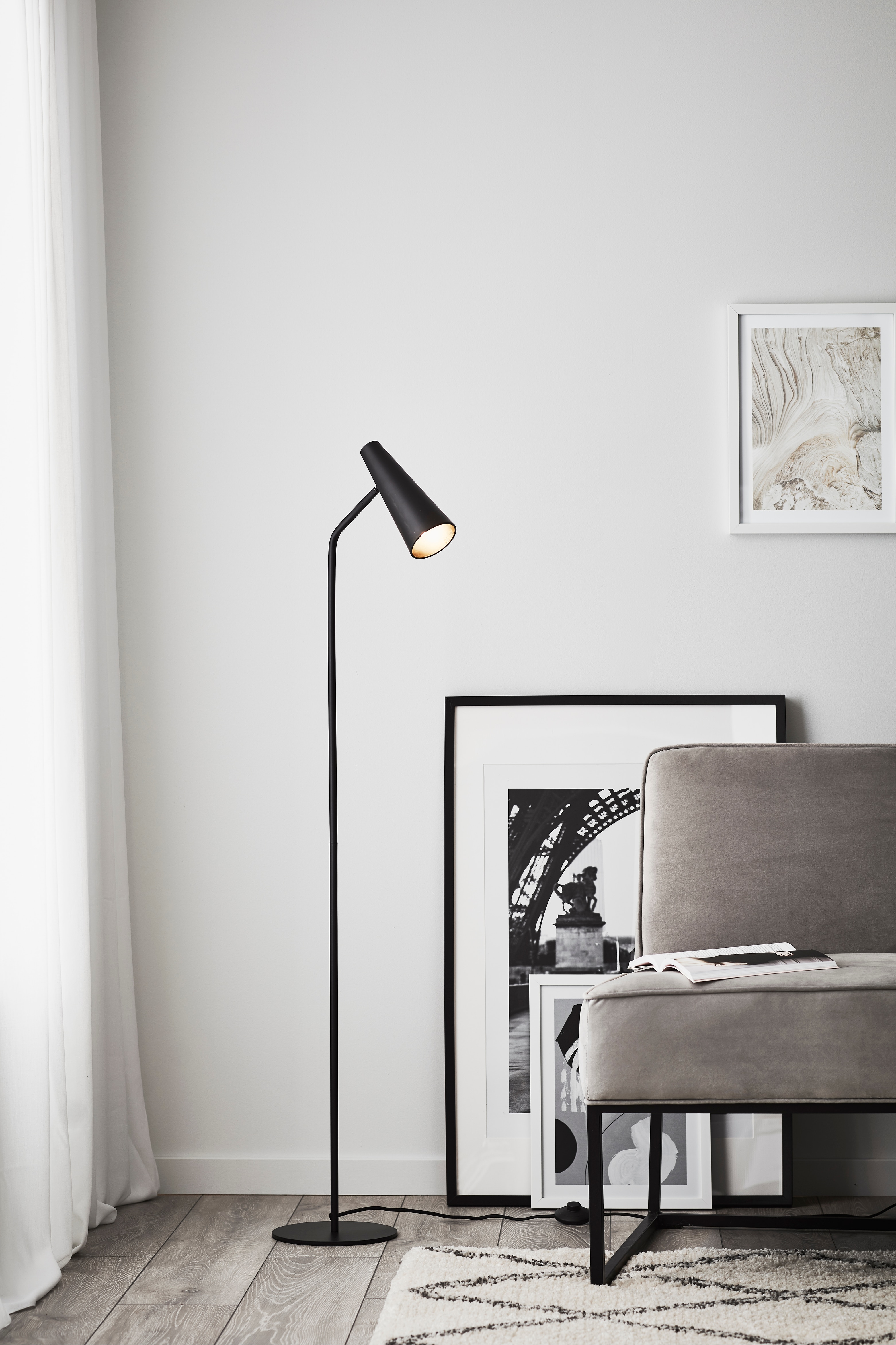 Peak Vloerlamp - Black