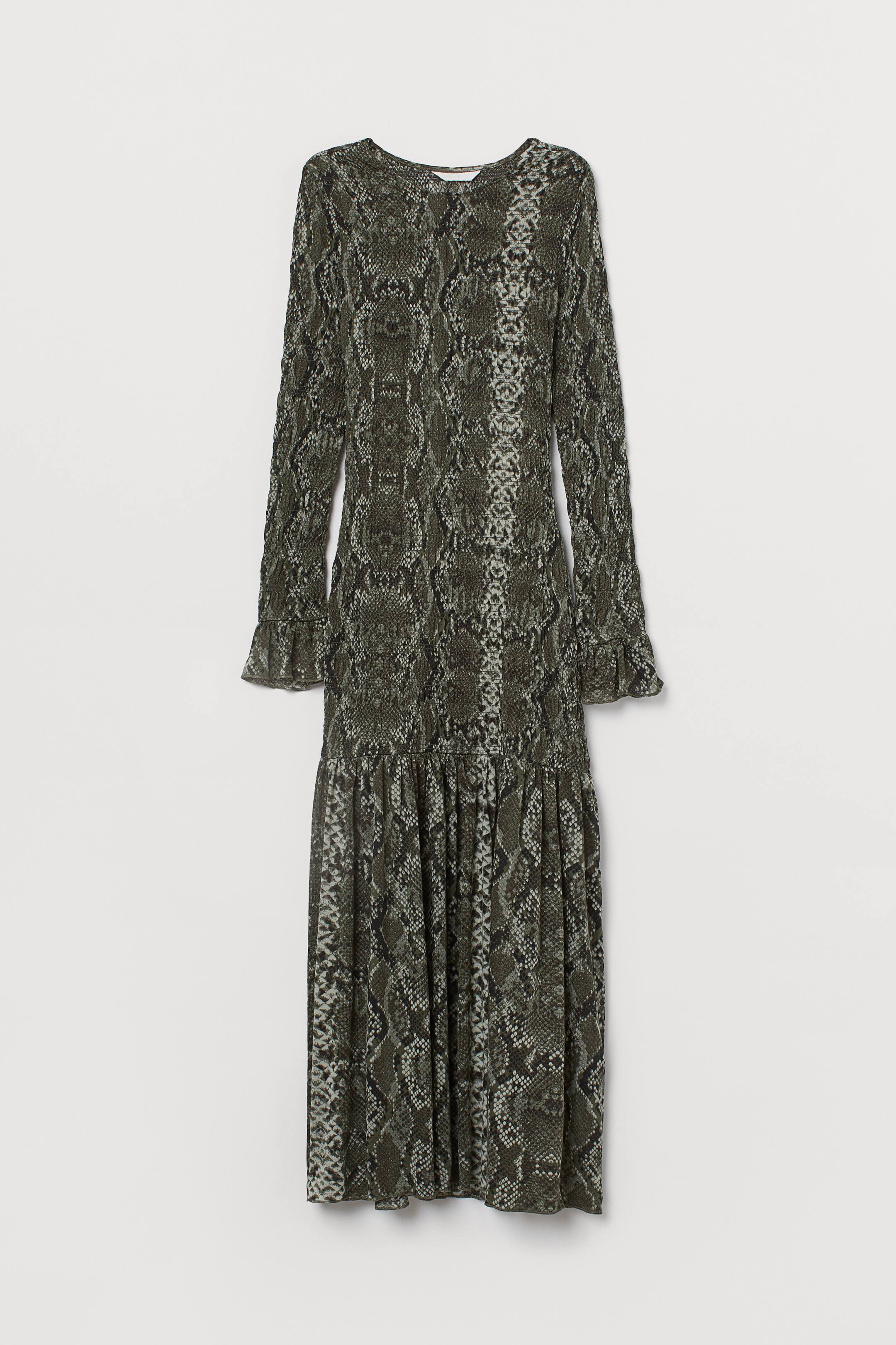 Προβολή μεγαλύτερης εικόνας: Dress with smocking - Dark green/Snakeskin-patterned - Ladies | H&M GR 1