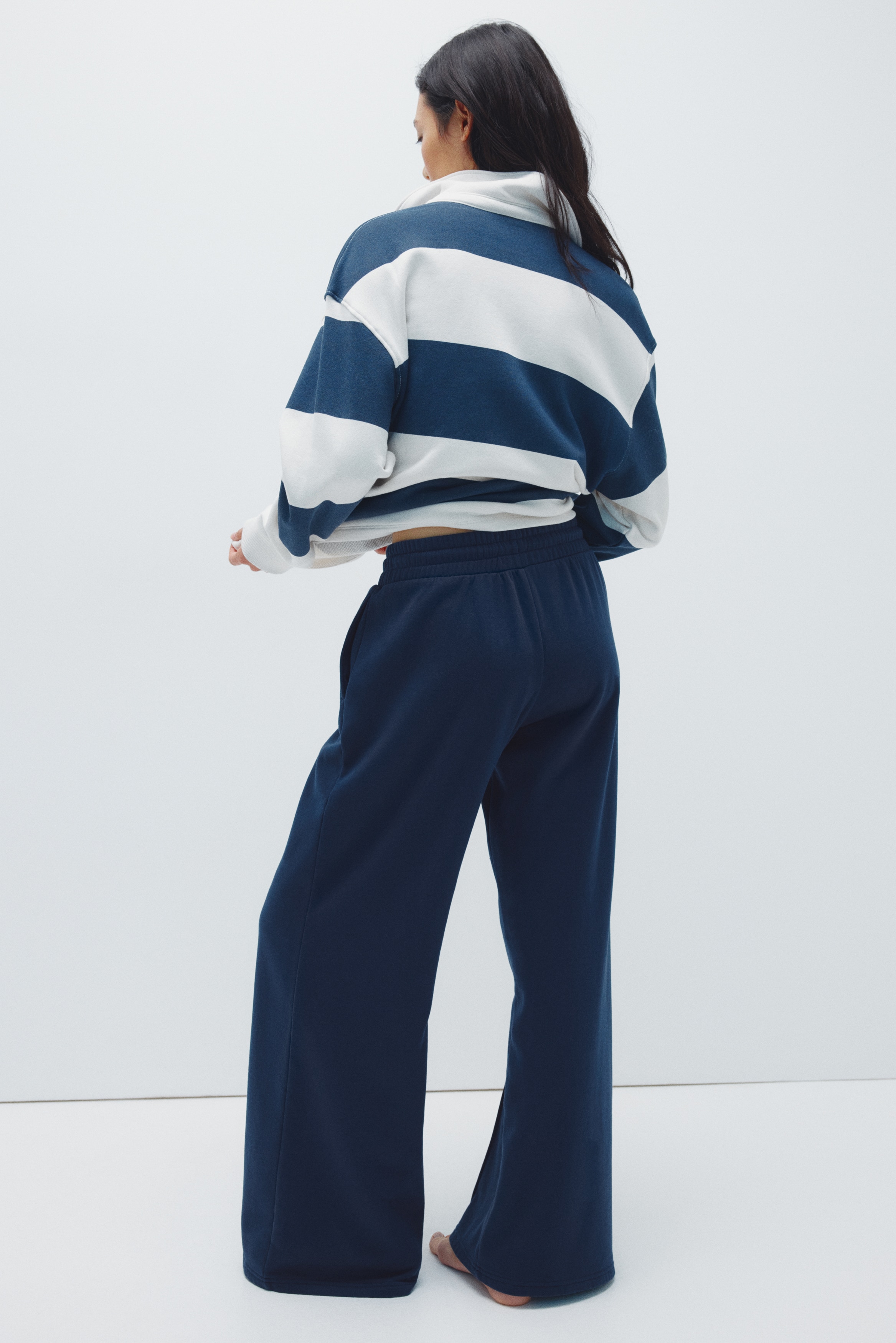 Wide crease-front sweatpants