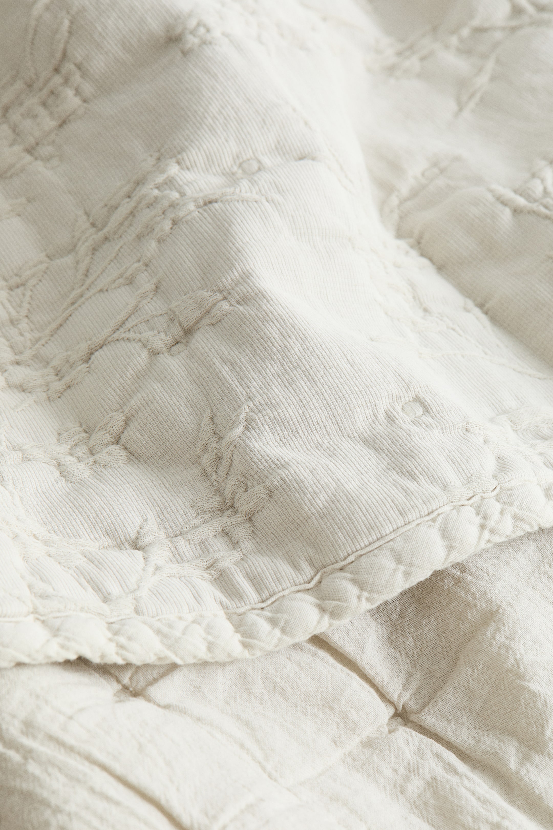 Jacquard-Weave Bedspread